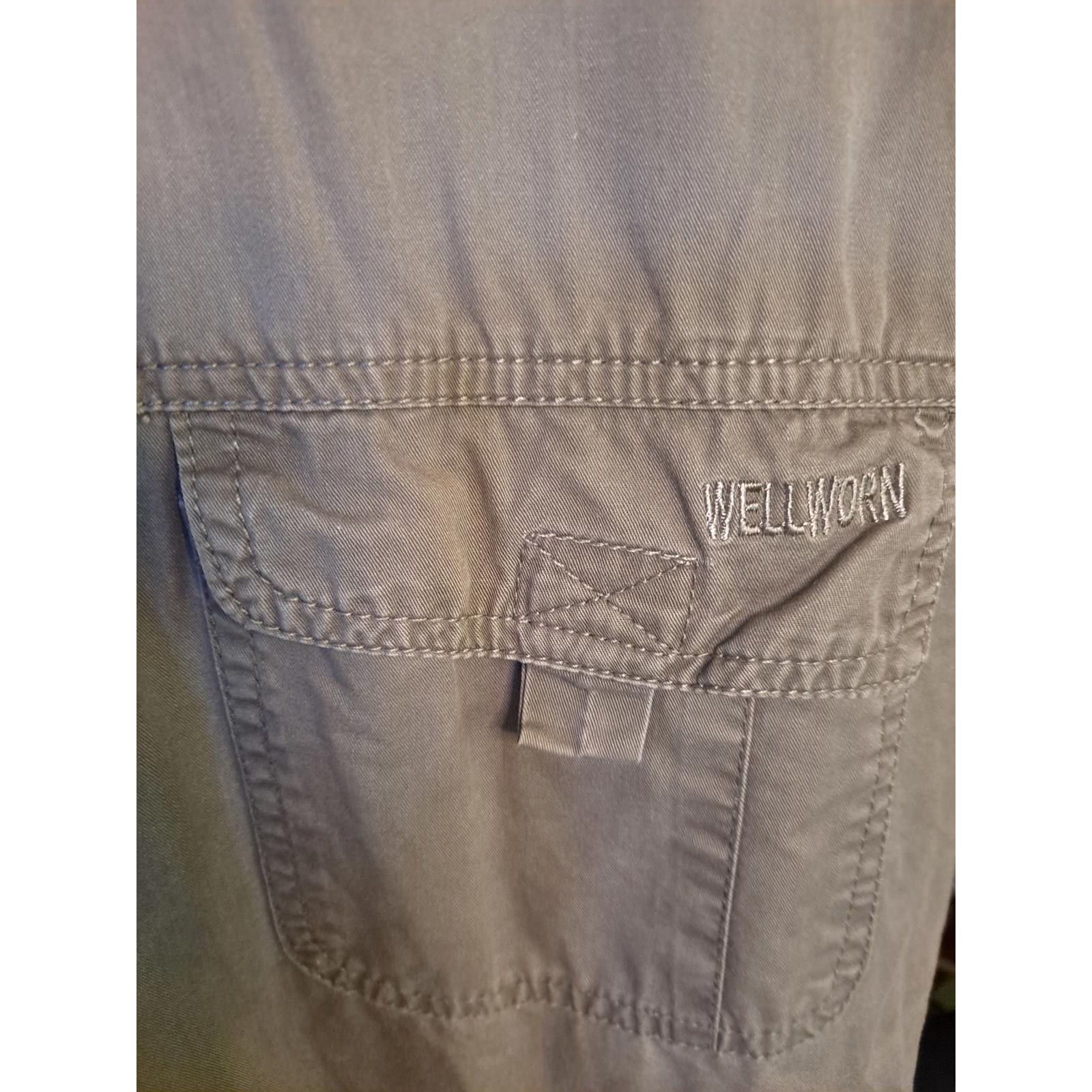 Other Well Worn Tan Button Up Short Sleeve Shirt Size XL Size US XL / EU 56 / 4 - 2 Thumbnail