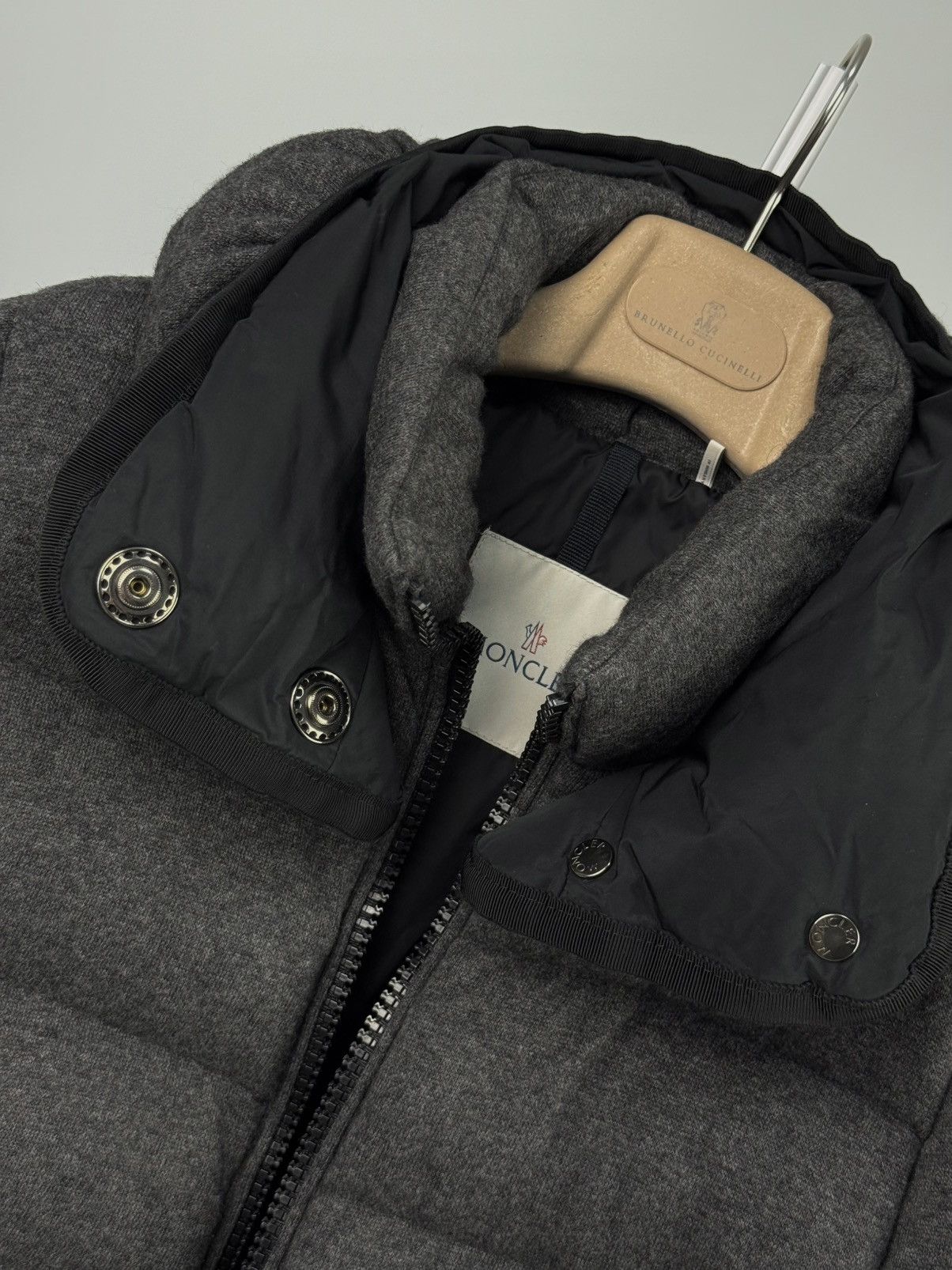 Moncler Moncler CHABARROU GIUBBOTTO Wool Puffer Jacket Size S / US 4 / IT 40 - 11 Thumbnail