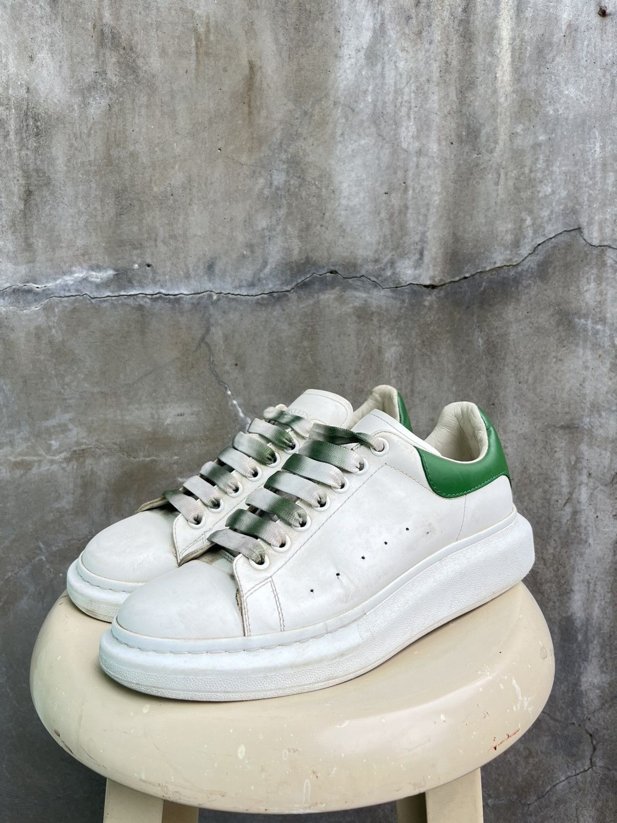 Alexander McQueen Ombre Laced Oversized Sneaker Size US 9 / EU 42 - 3 Thumbnail