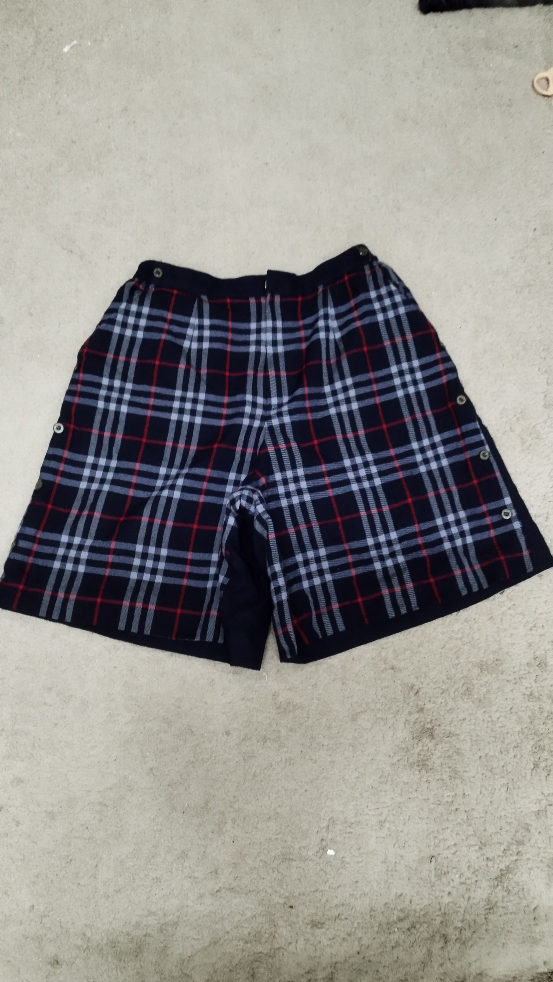 Burberry Burberry skirt golf whool Size 30" / US 8 / IT 44 - 2 Thumbnail