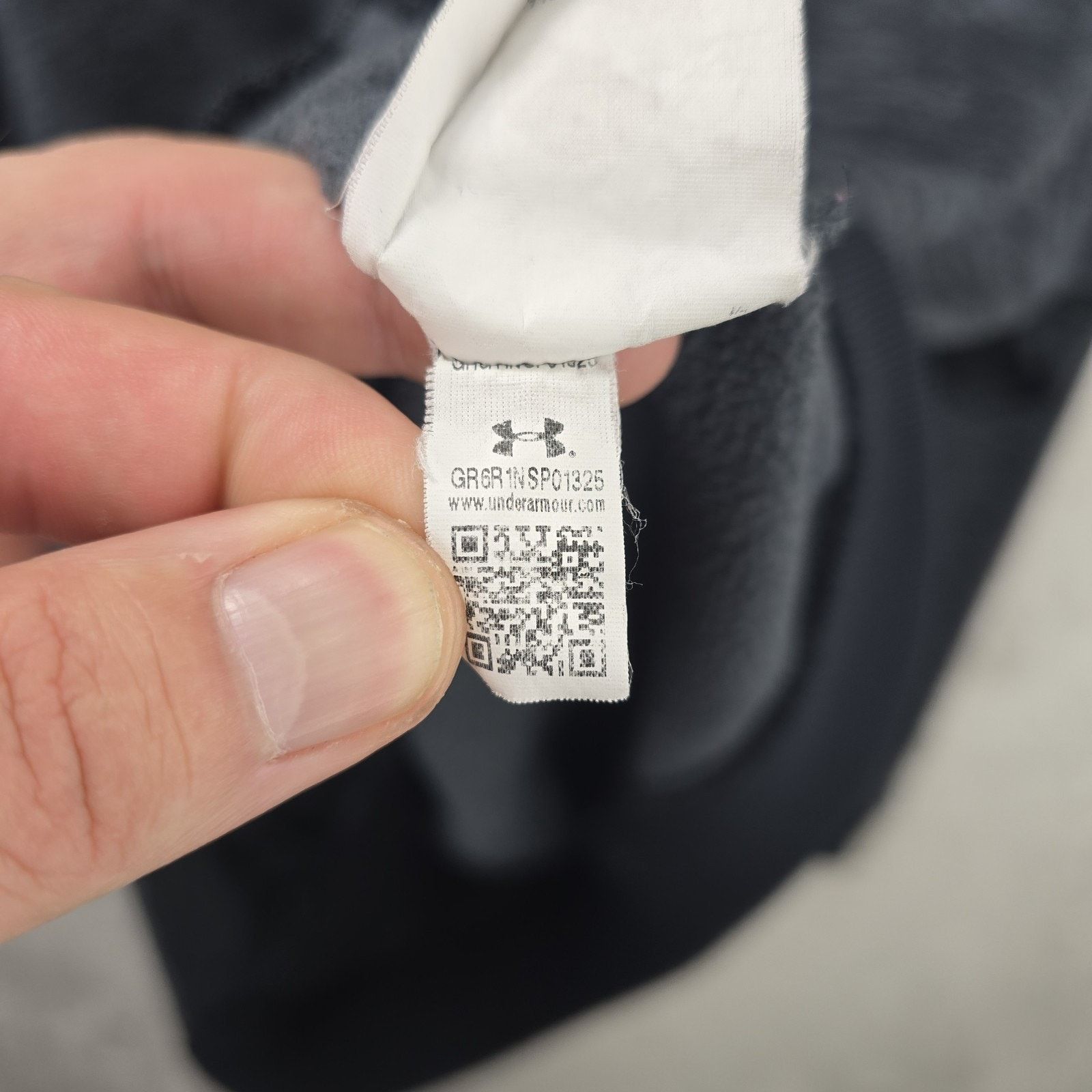 Under Armour Under Armour Sweatshirt Mens M Gray Hoodie Coldgear Loose Size US M / EU 48-50 / 2 - 5 Thumbnail