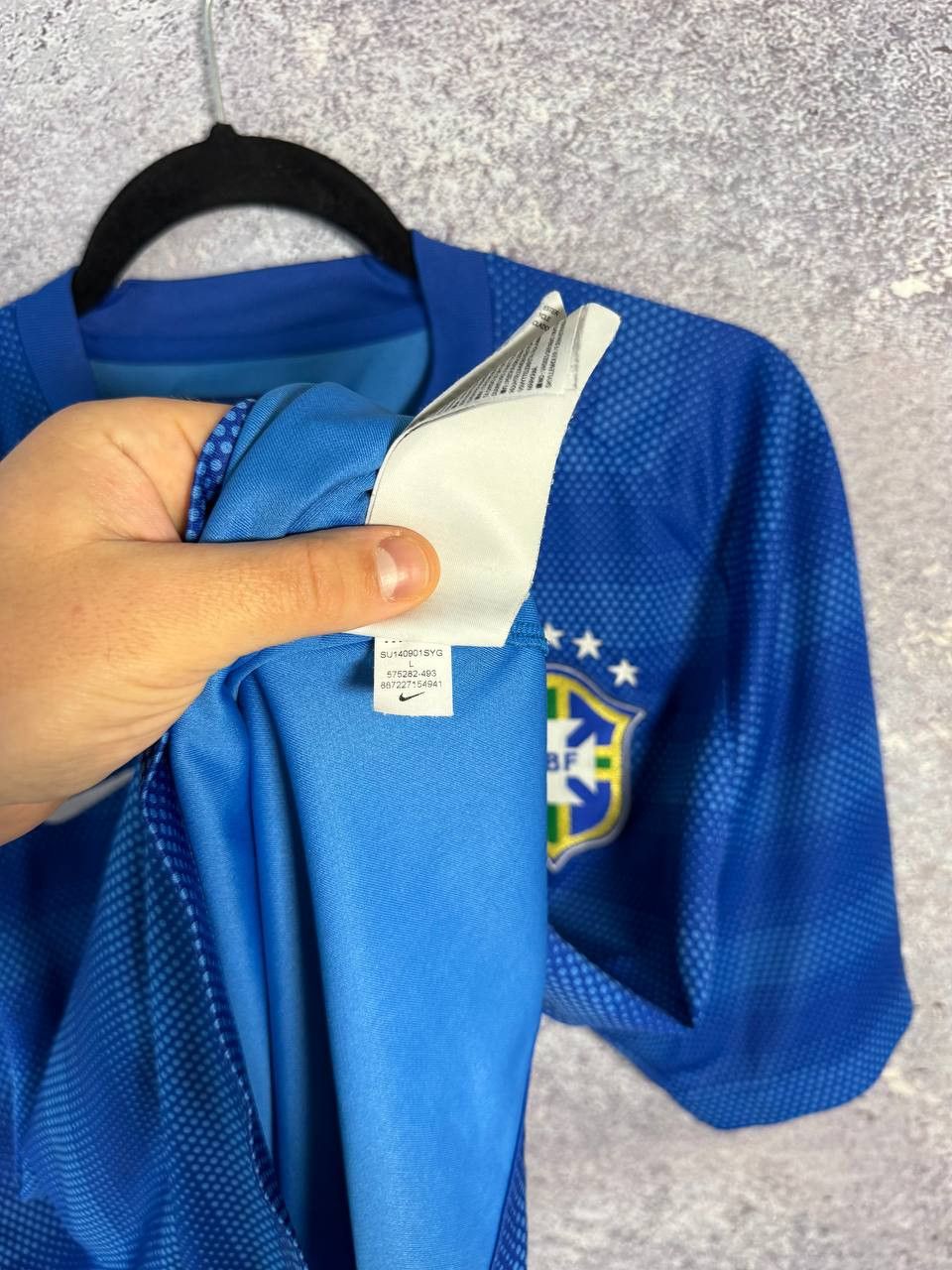 Nike Vintage Brazil National Team 2014 Nike Soccer Jersey Size US L / EU 52-54 / 3 - 12 Thumbnail