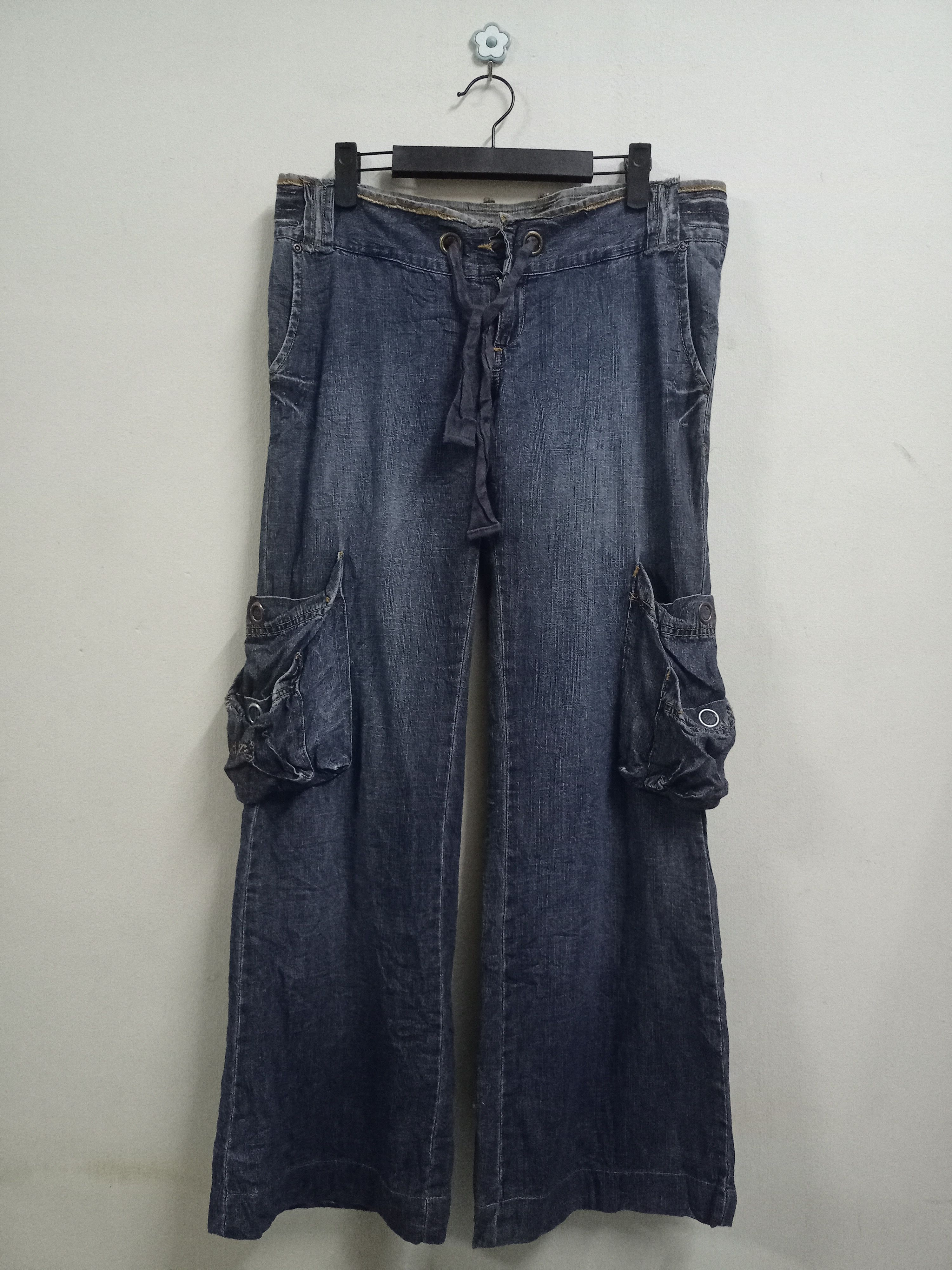 Japanese Brand Vintage Japanese Brand Parachute Cargo Flare Pants Size US 32 / EU 48 - 9 Thumbnail