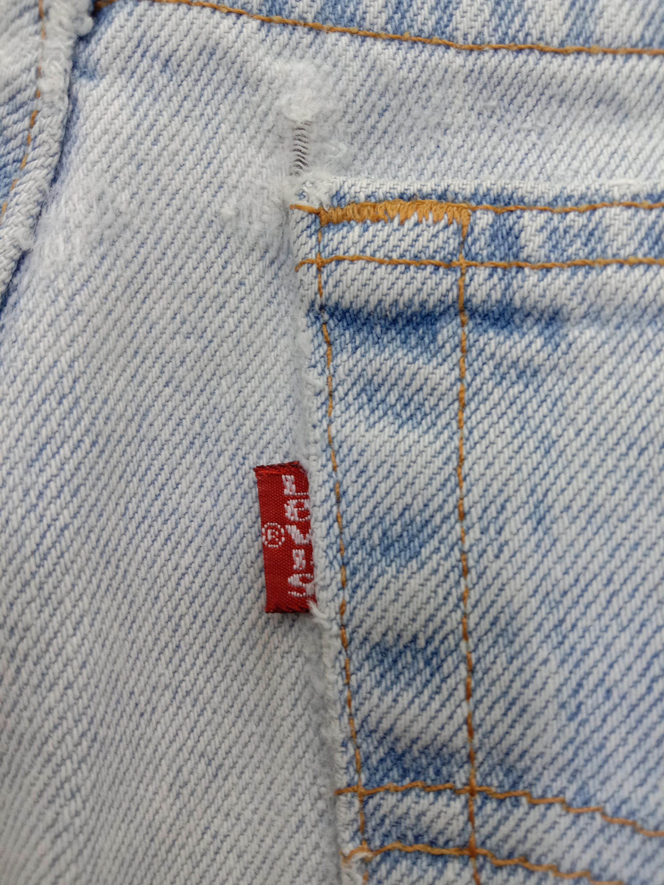 Levi's Vintage 90s Levi's 550 Jeans Relaxed Fit Tapered Leg Denim Size US 32 / EU 48 - 11 Thumbnail