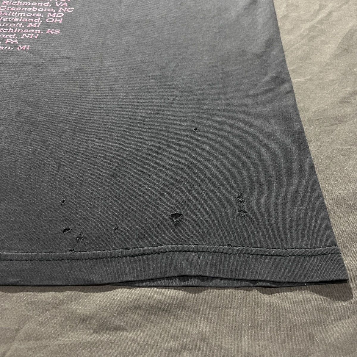Rap Tees VINTAGE Y2K B2K SCREAM TOUR PROMO TEE FADED R&B HIPHOP Size US L / EU 52-54 / 3 - 9 Thumbnail