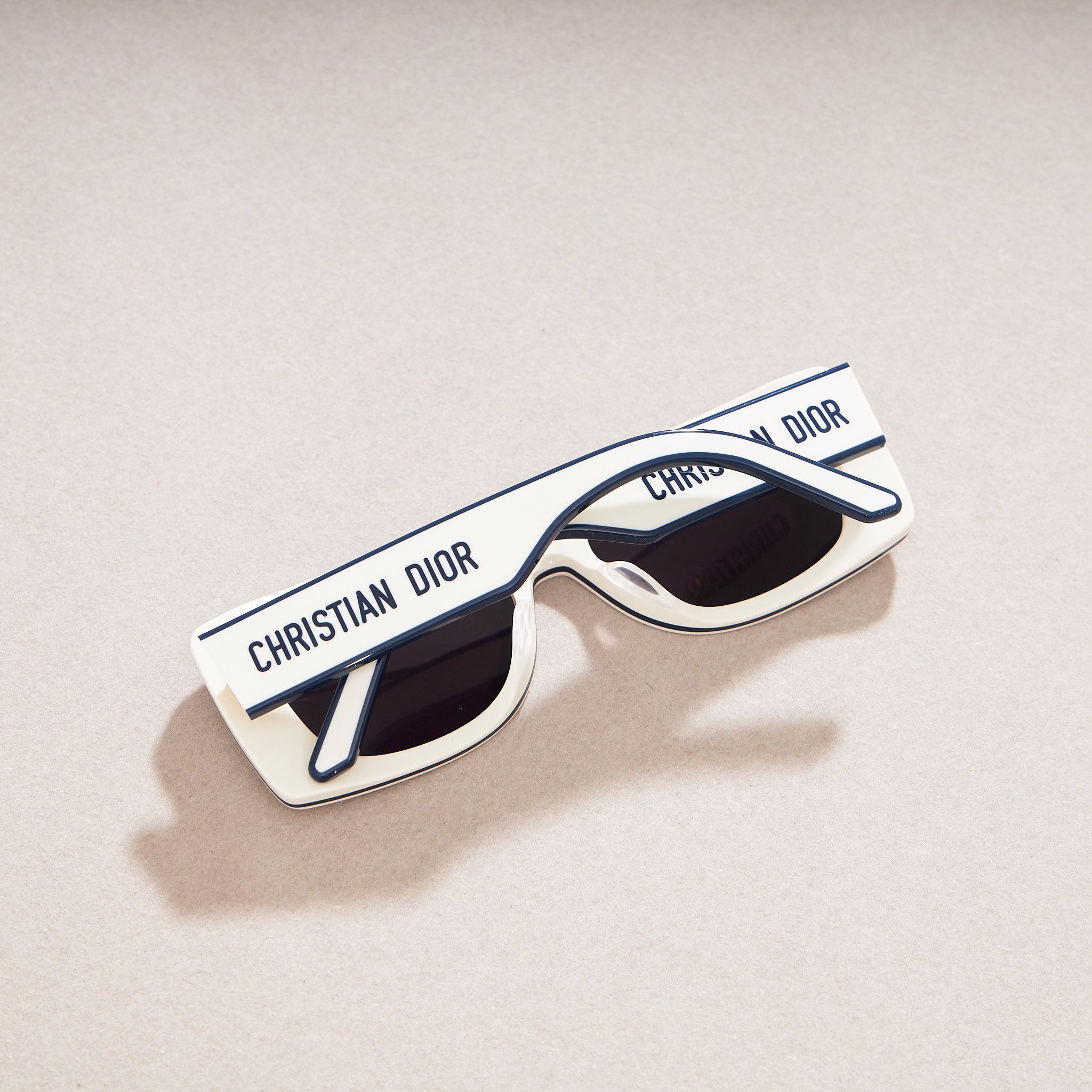 Dior DIOR DIORPACIFIC S1U 95B0 WHITE Size ONE SIZE - 10 Thumbnail
