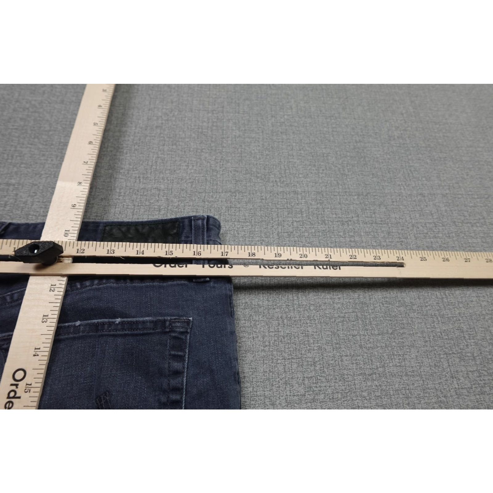 Denime AG Adriano Goldschmied Jeans Mens 33x31 The Graduate Tailored Leg Gray Denim 5-Pocket Stretch Zip Fly Regular Rise Straight Shirt? Size US 33 - 7 Thumbnail