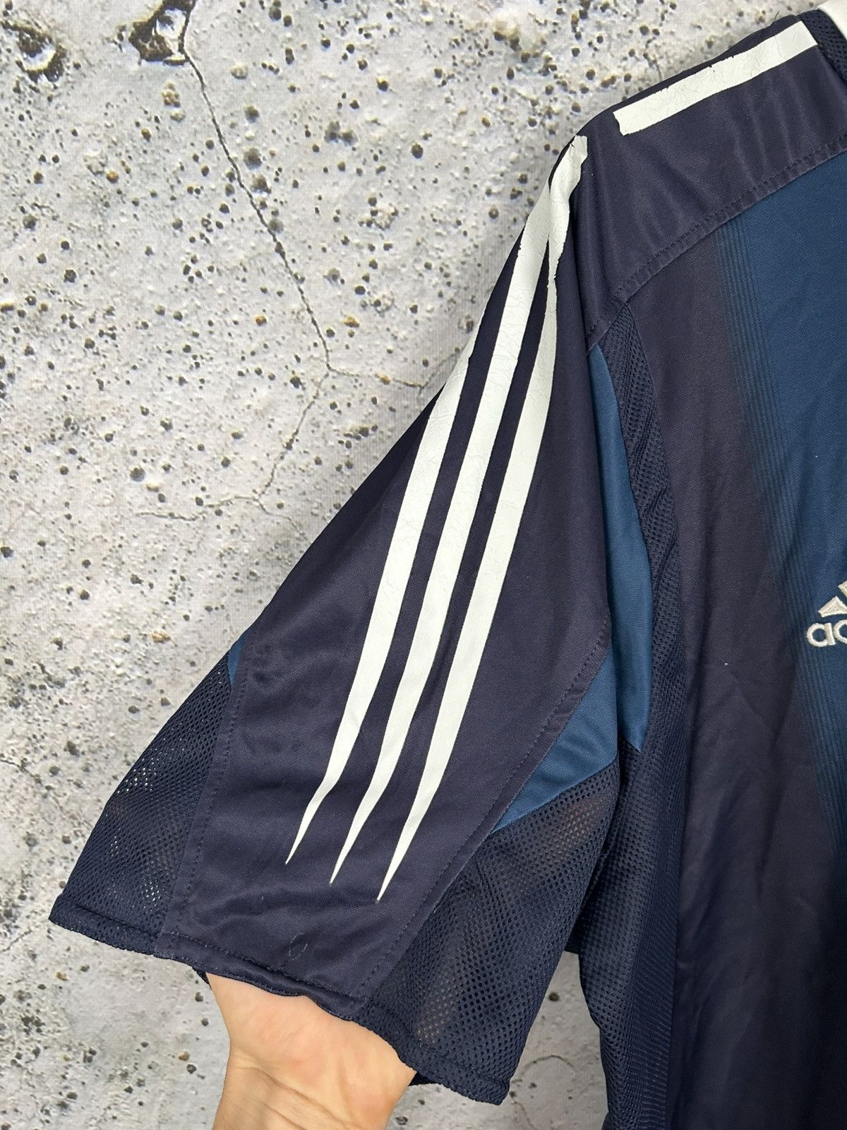 Adidas Vintage Adidas Newcastle United 2004 Soccer Jersey Football Size US L / EU 52-54 / 3 - 7 Thumbnail