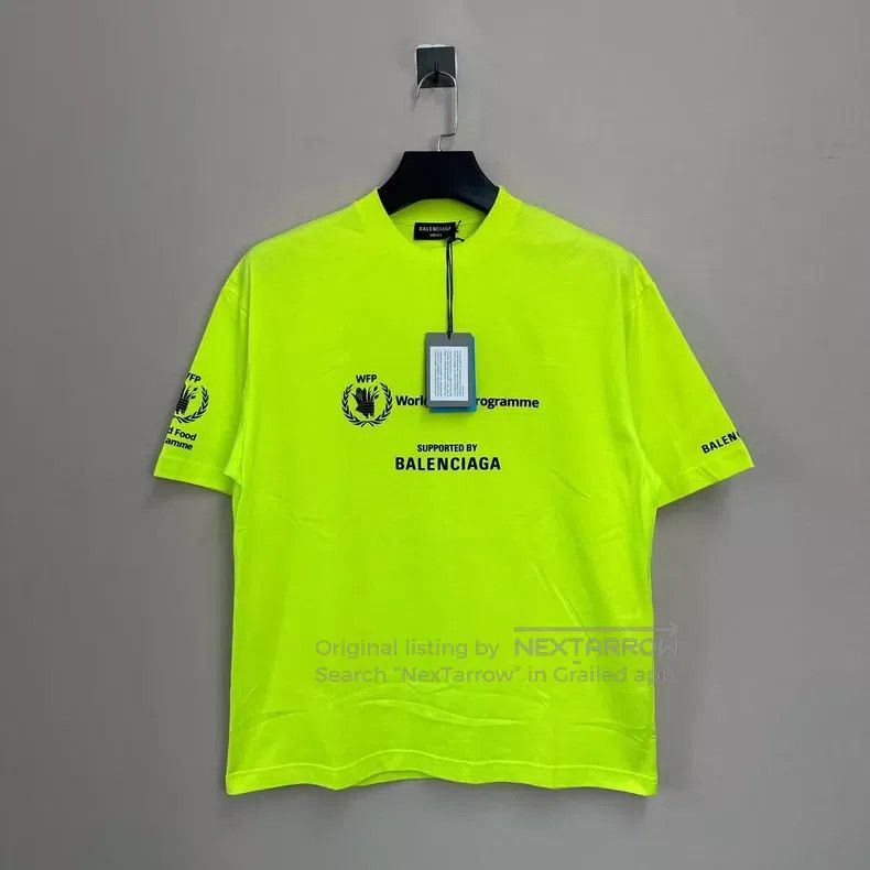 Balenciaga Balenciaga WFP food administration short sleeve/XS Size US XS / EU 42 / 0 - 1 Thumbnail