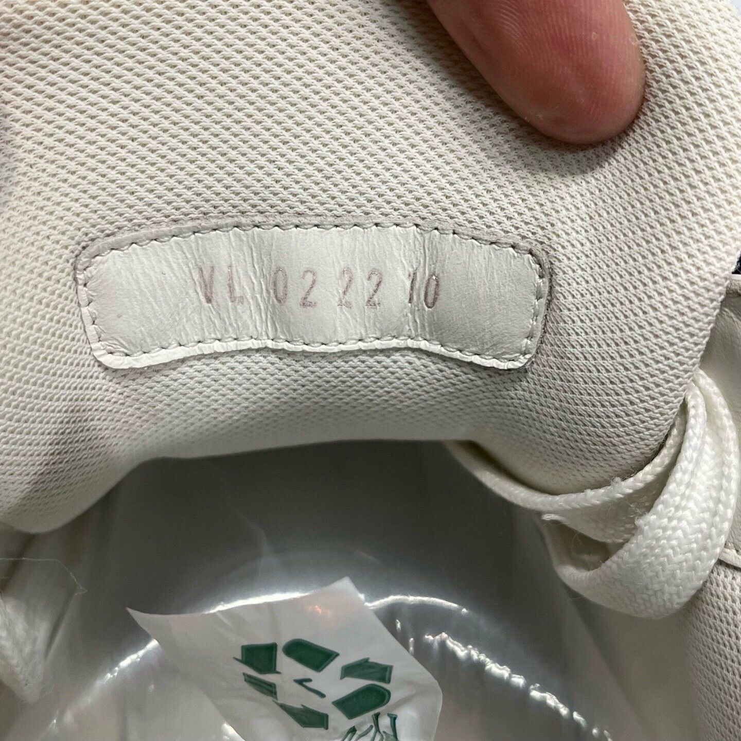 Louis Vuitton LV Trainer White UK10/44 98 New Lightly Used Size US 10 / EU 43 - 7 Thumbnail