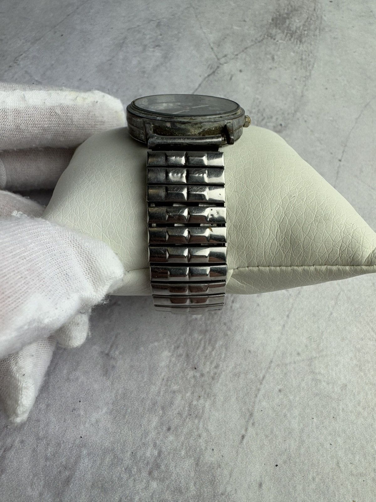 Japanese Brand Vintage Japanese Style Watch Size ONE SIZE - 2 Thumbnail