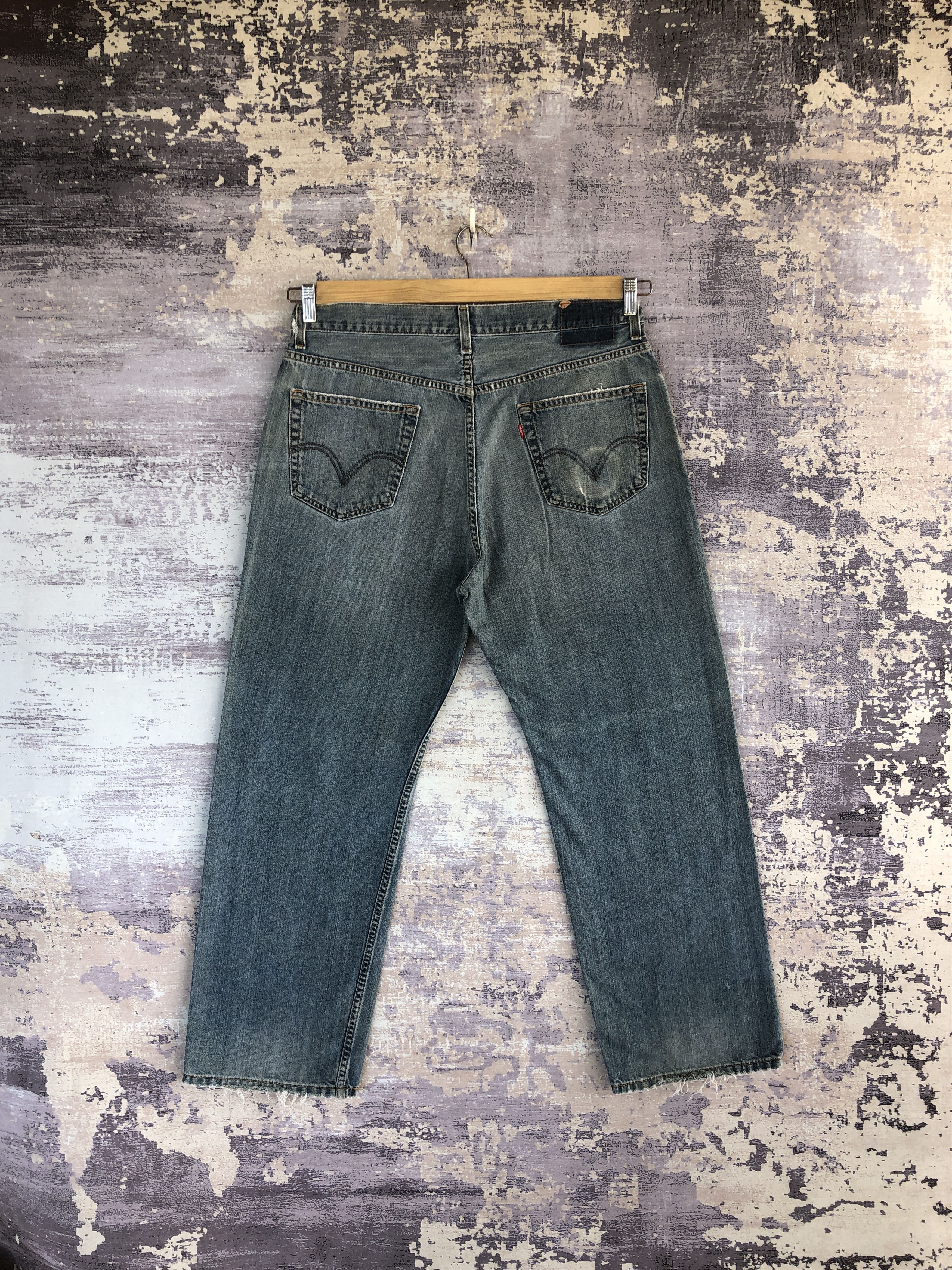 Levi's Vintage Levis Baggy Jeans Levi's 559 Faded Light Wash Denim Size US 34 / EU 50 - 2 Thumbnail