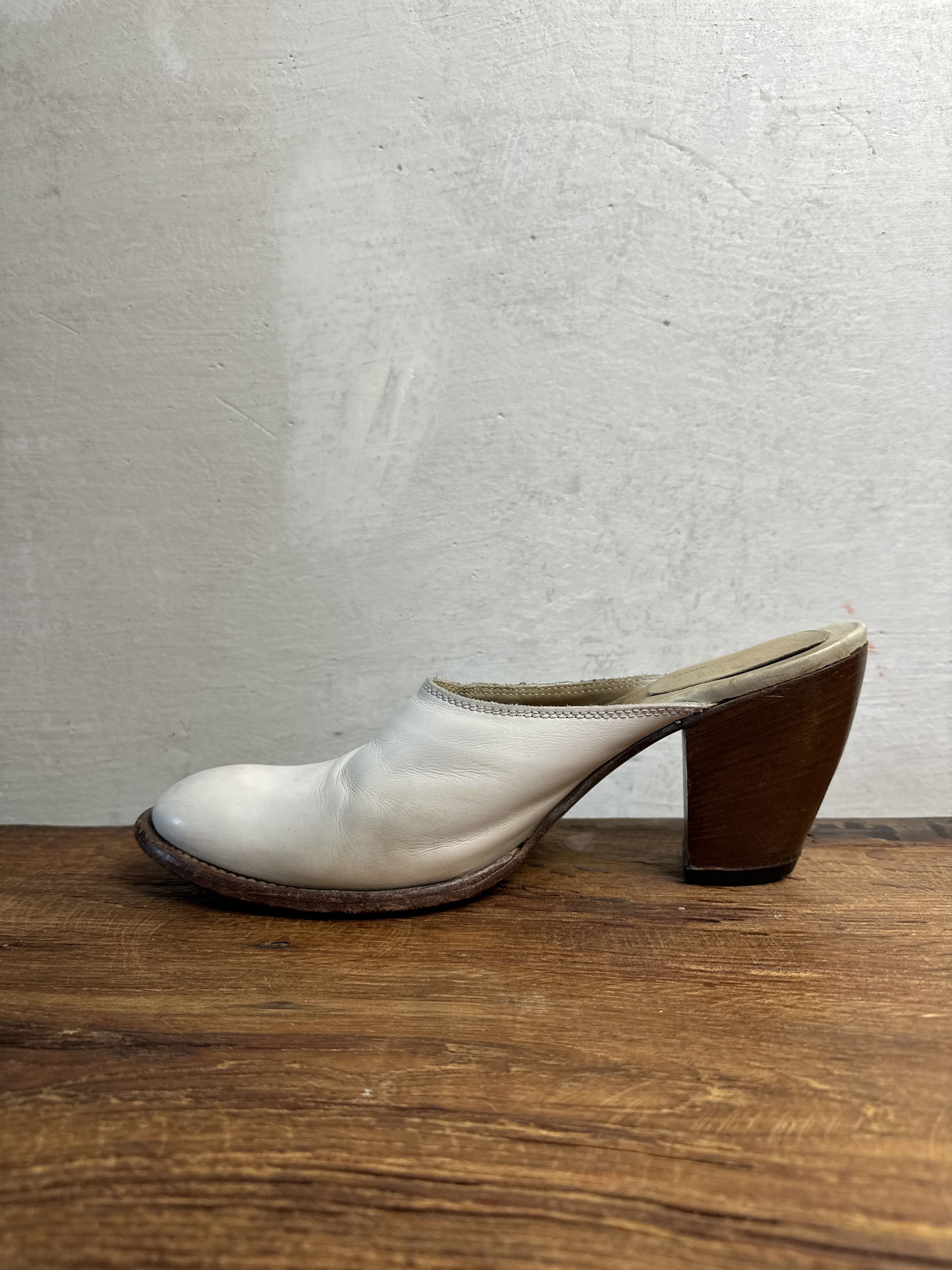 Gianni Barbato Gianni Barbato White Leather Mules Size US 9 / IT 39 - 3 Thumbnail