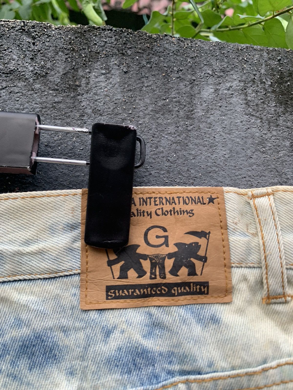 Vintage 👹VINTAGE THRASHED GOTCHA DENIM SHORTS Size US 34 / EU 50 - 12 Thumbnail