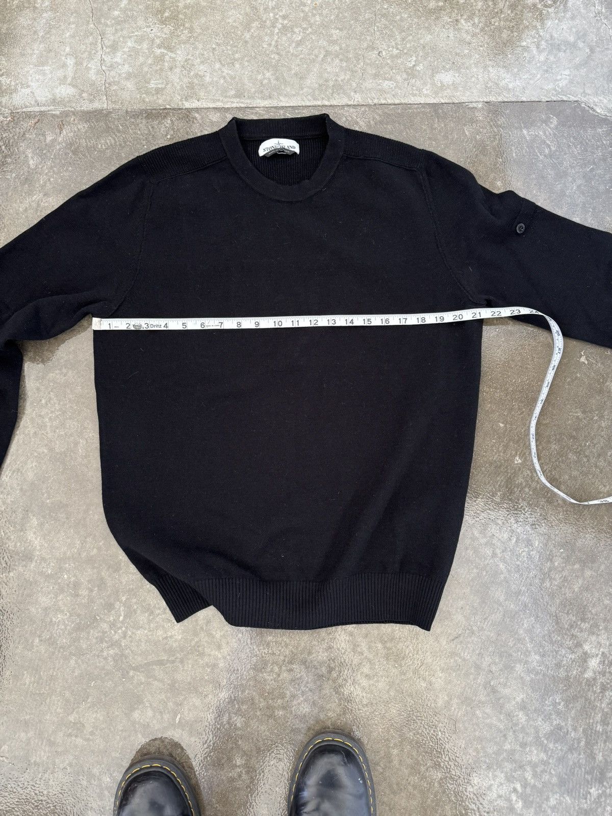 Stone Island Near mint Stone Island black sweater Size US L / EU 52-54 / 3 - 4 Thumbnail