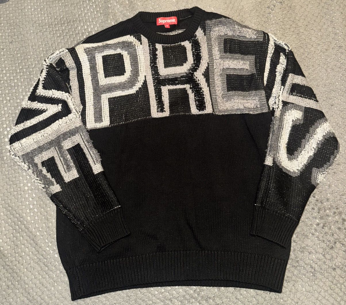 Supreme Supreme Chenille Logo Sweater. Size Medium. 1 times worn Size US M / EU 48-50 / 2 - 1 Thumbnail