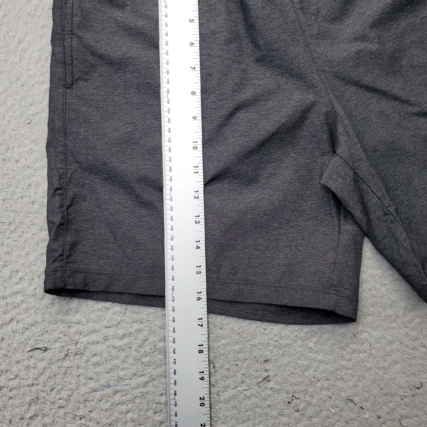 Rhone Rhone Mens Running Shorts Gray Stretch Elastic Waist Pull On L Size US 33 - 3 Thumbnail