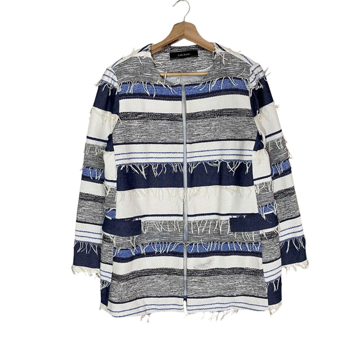 Designer × Zara 🌟ZARA BASIC WOOL KNIT FRINGES BUTTONLESS JACKET Size M / US 6-8 / IT 42-44 - 2 Thumbnail