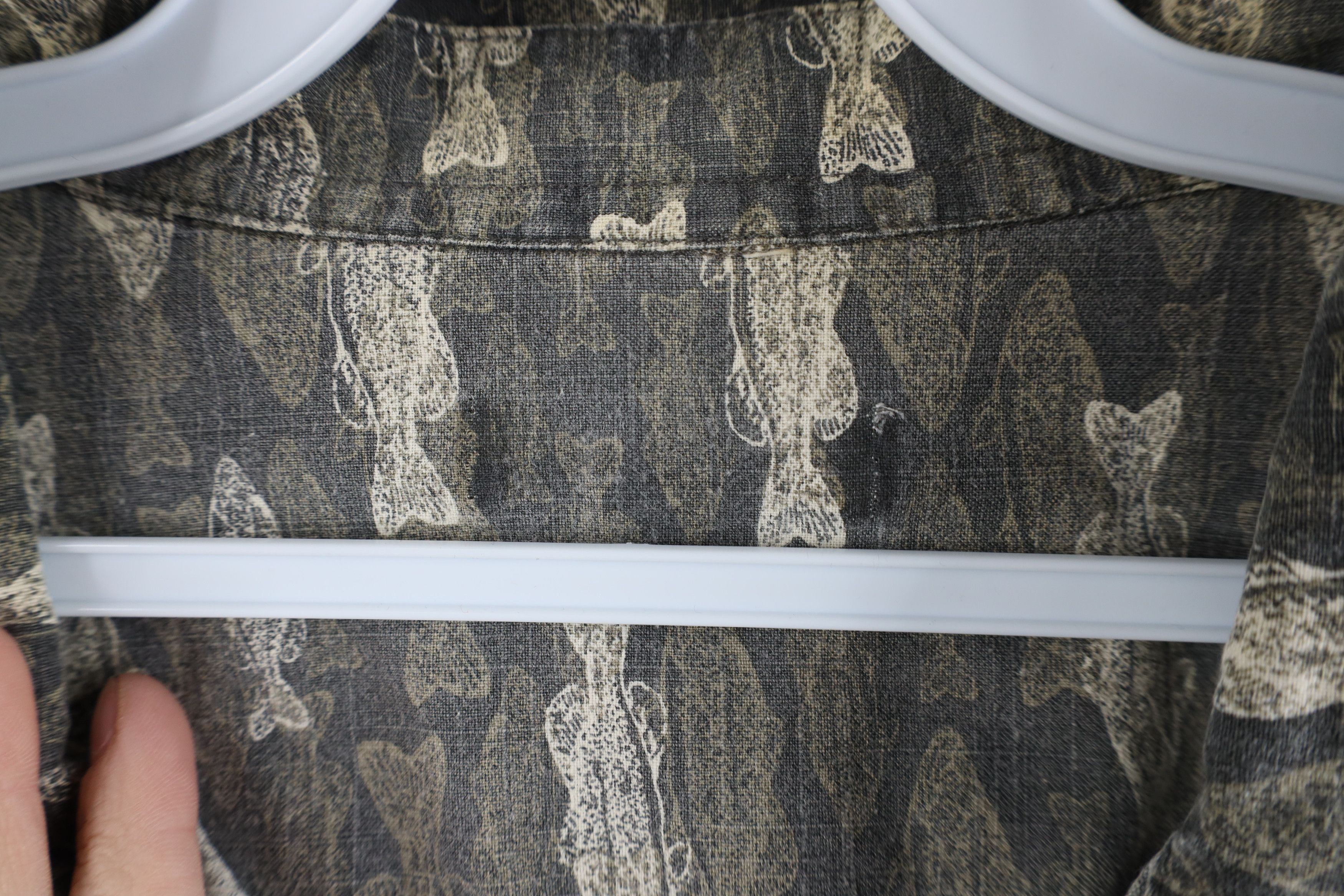 Vintage Vintage Streetwear Fish All Over Print Collared Button Shirt Size US XXL / EU 58 / 5 - 6 Thumbnail