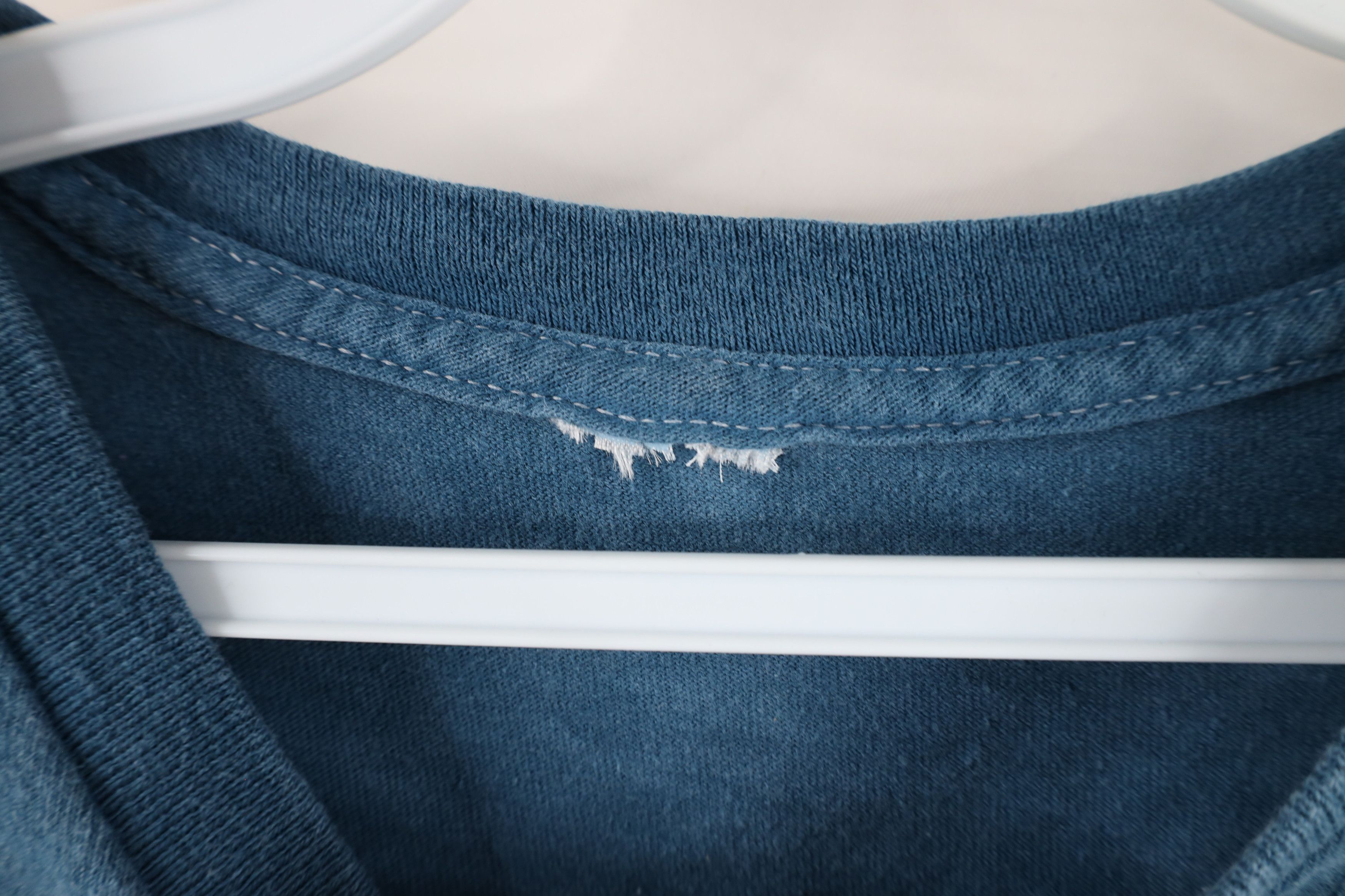 Vintage Vintage 90s Streetwear Wash White Wolf Nature T-Shirt Blue Size US XL / EU 56 / 4 - 6 Thumbnail