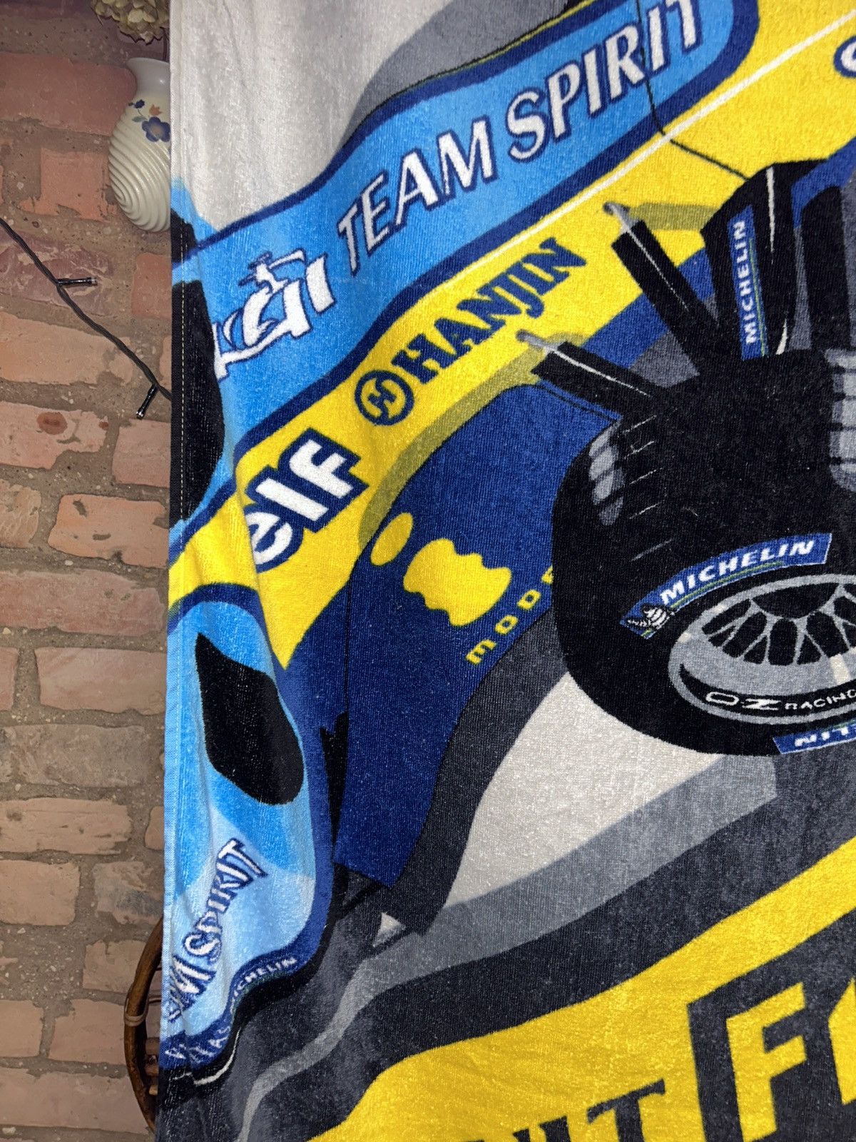 Formula 1 Formula Uno F1 Renault Team Mild Seven Racing Towel Size ONE SIZE - 3 Thumbnail