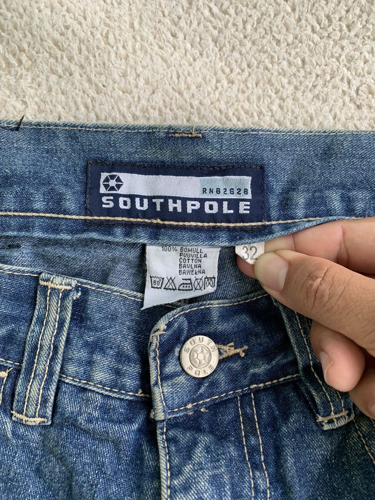 Southpole Southpole Distressed Mud Wash Baggy Jorts Size US 32 / EU 48 - 12 Thumbnail