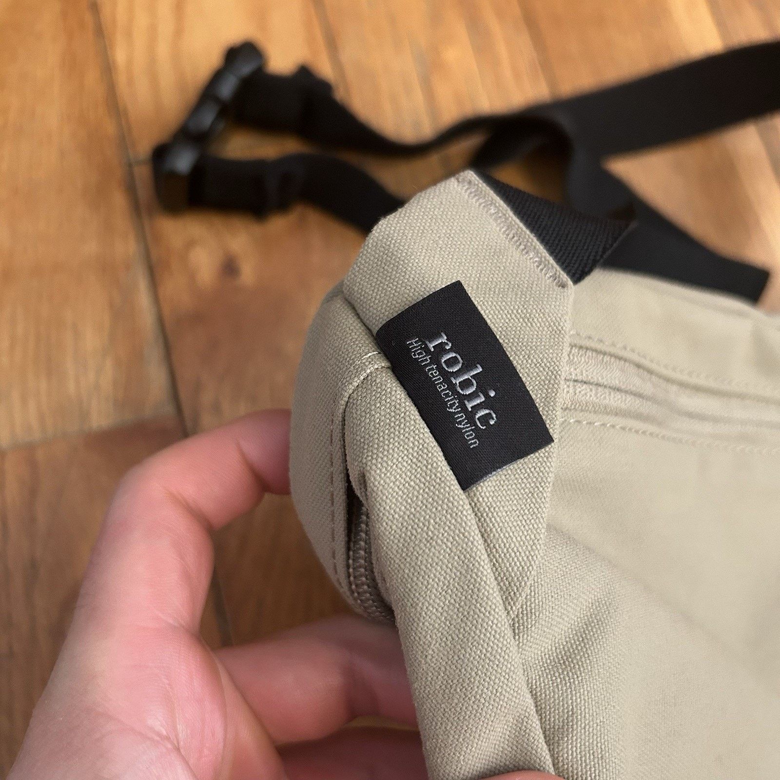 Uniqlo Robic Nylon Single Strap Backpack Fanny Pack Crossbody Bag Size ONE SIZE - 3 Thumbnail