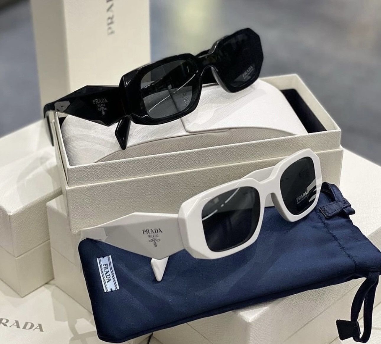 Prada NEW Prada Symbole sunglasses PR 17W 1AB5S0 49 Size ONE SIZE - 1 Thumbnail