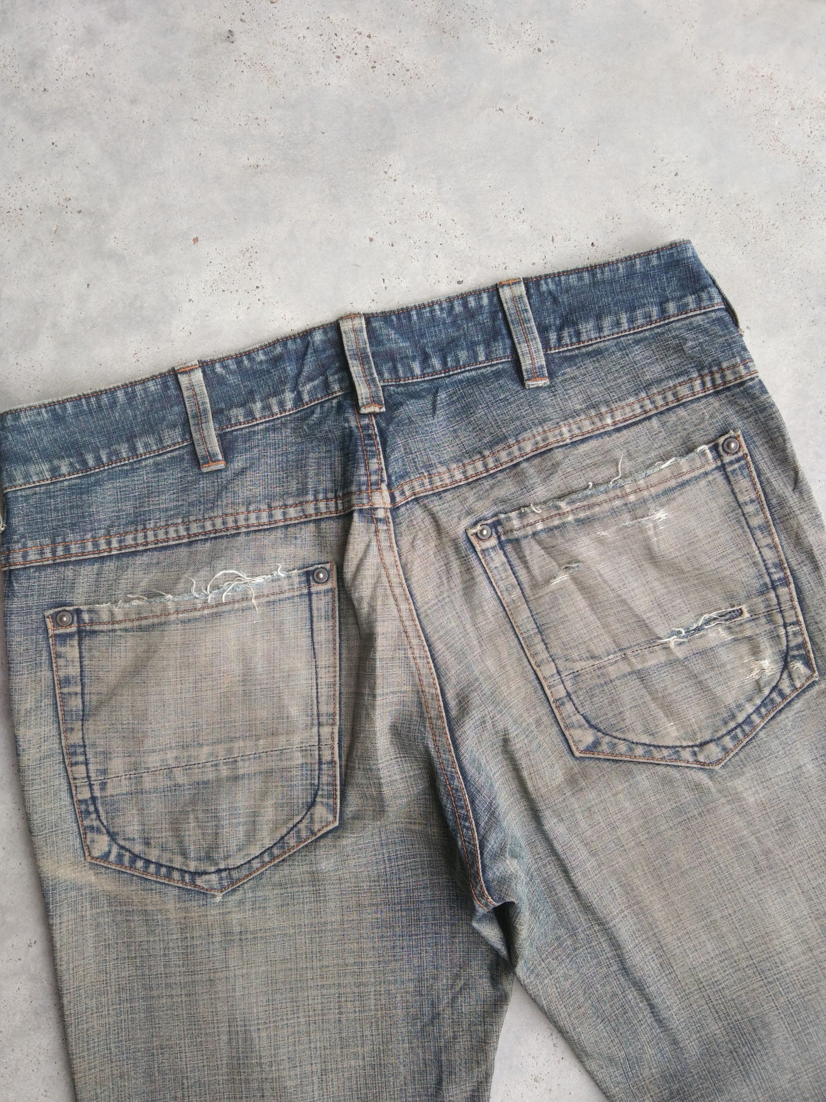 Katharine Hamnett London Vintage Katharine Hamnett London MudWash BootCut Jeans 31x32 Size US 31 - 3 Thumbnail
