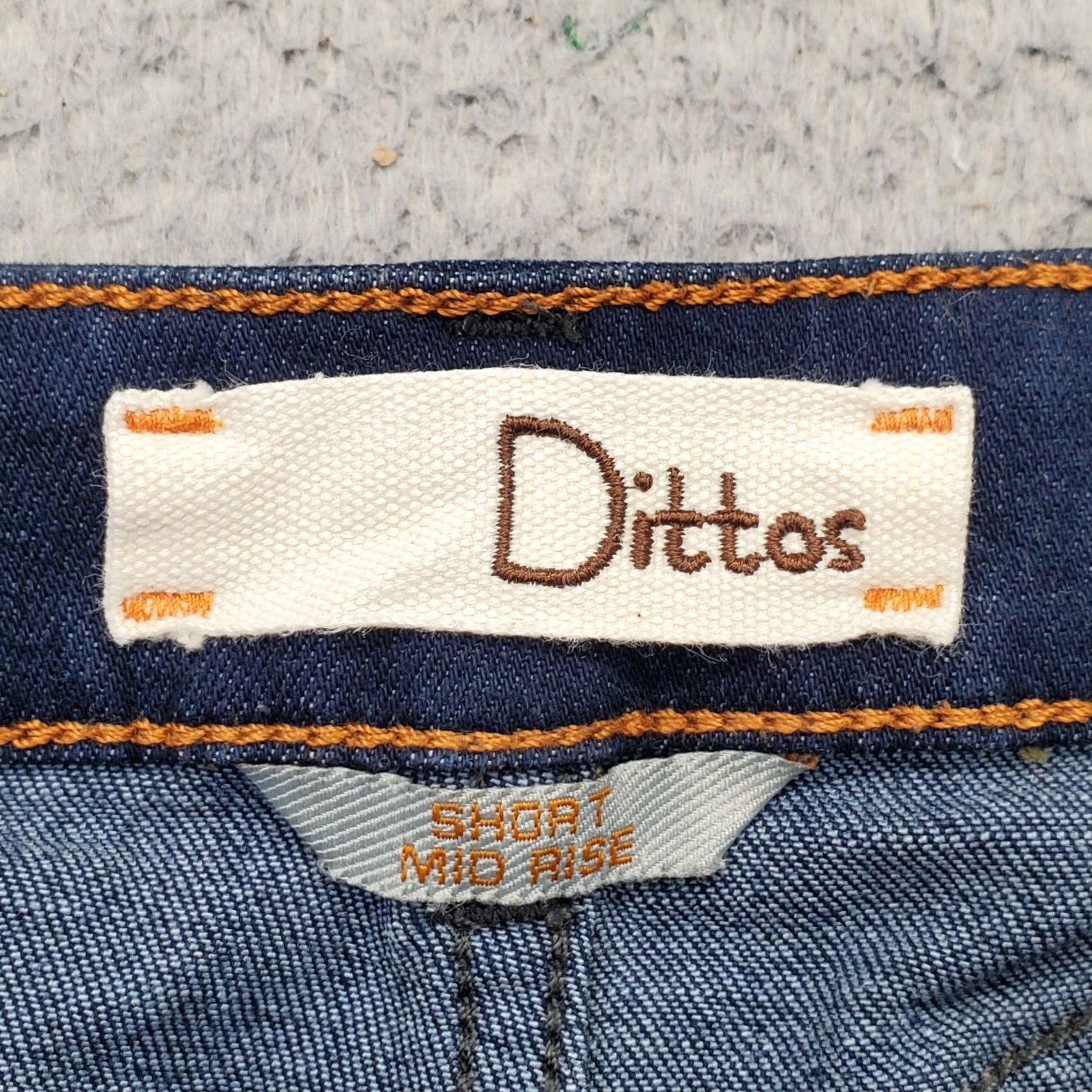 Denime Dittos Womens Shorts Blue Dark Wash Mid Rise Denim 5-Pocket Cuffed Stretch 27 Size 27" / US 4 / IT 40 - 6 Thumbnail
