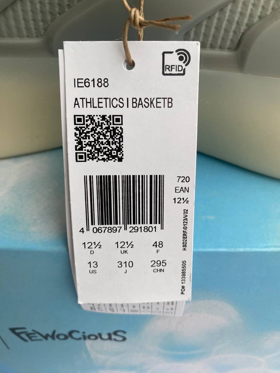 Adidas × Fear of God adidas Fear of God Athletics One Carbon Sesame size 13 Size US 13 / EU 46 - 13 Thumbnail
