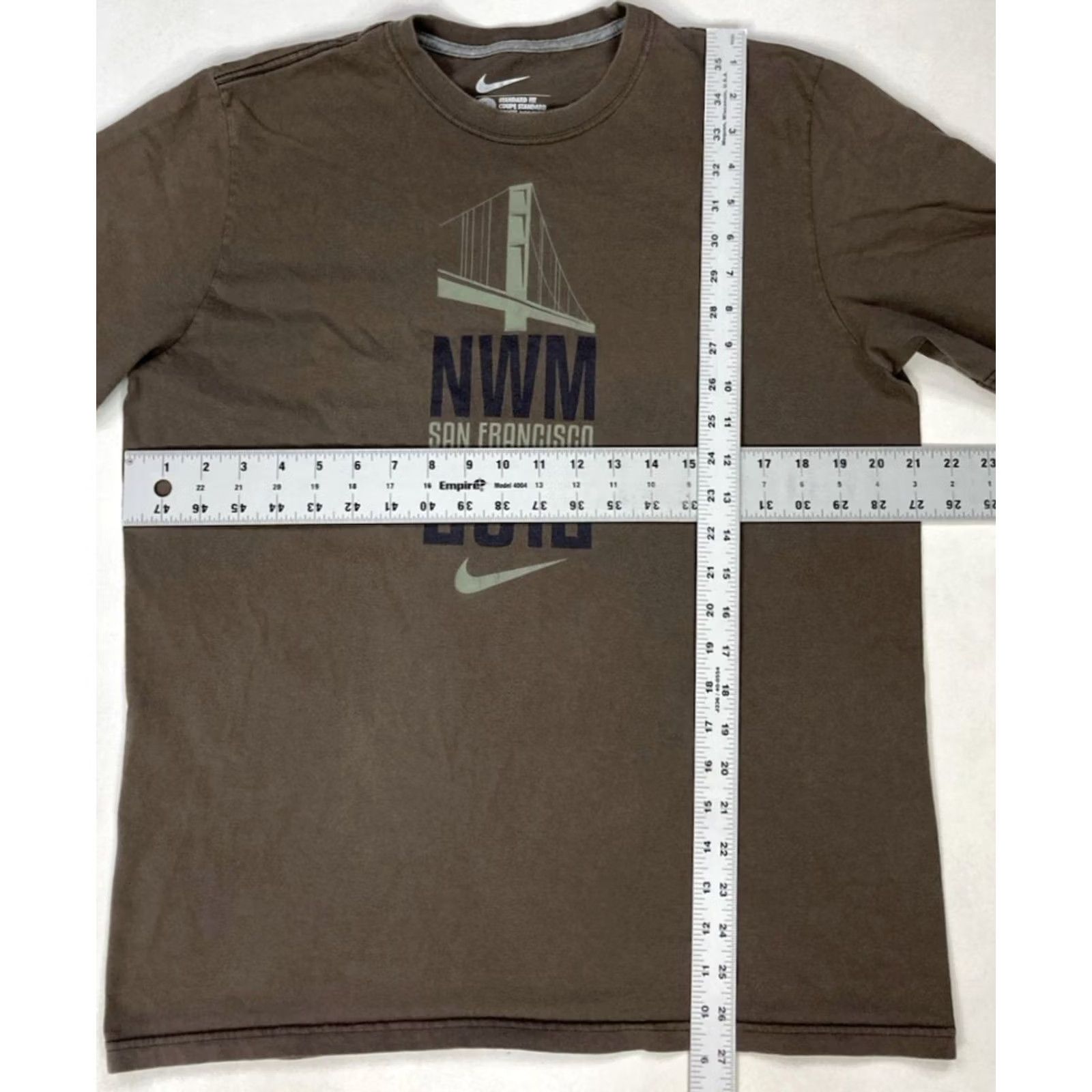 Nike Nike NWM San Francisco 2012 Graphic T-shirt Men Large Brown Short Sleeve Size US L / EU 52-54 / 3 - 5 Thumbnail