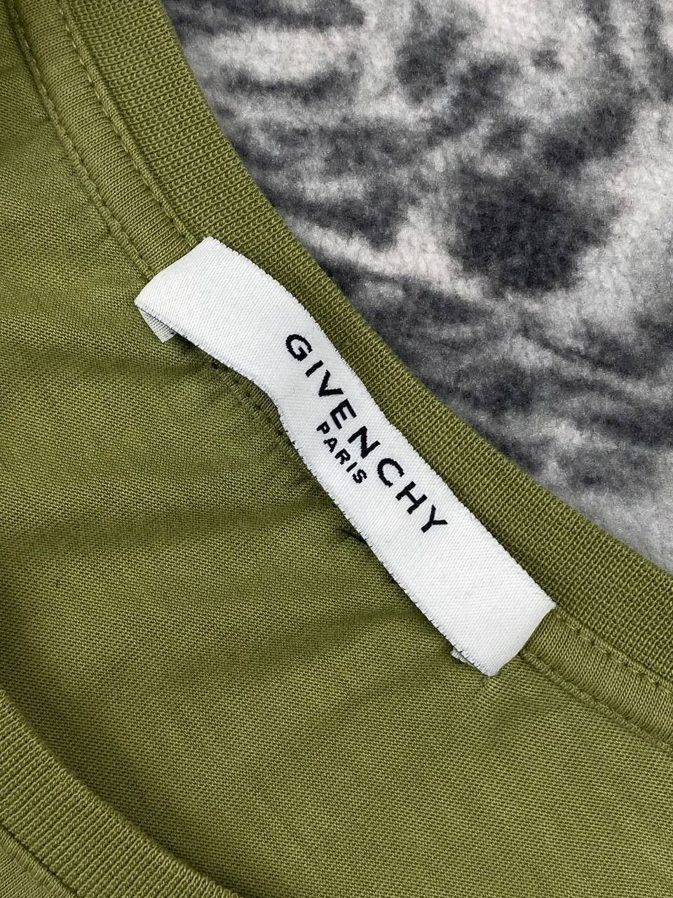 Givenchy Givenchy Paris Signature Embroidered Logo T-shirt Men Size US XL / EU 56 / 4 - 5 Thumbnail