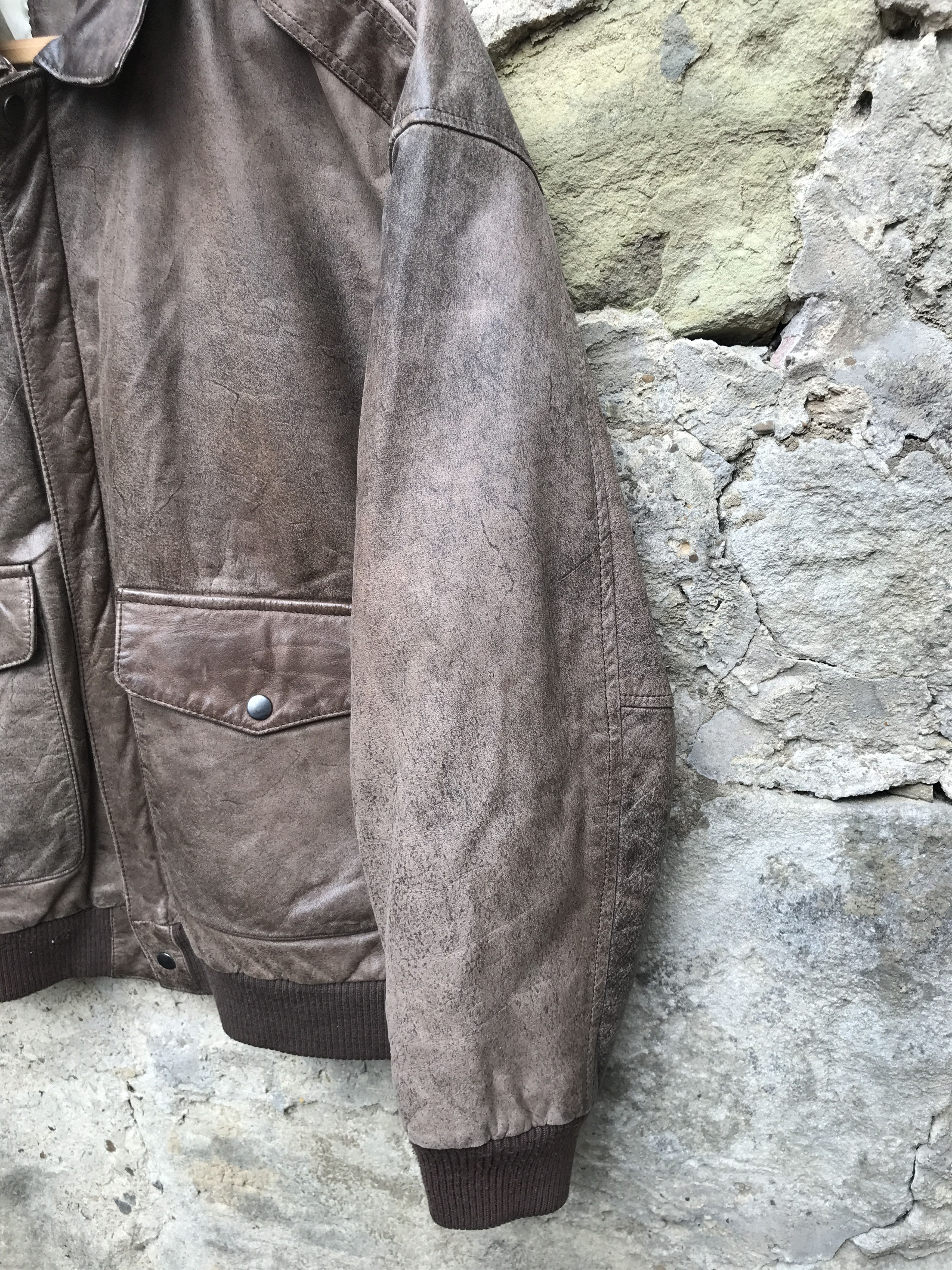 Vintage Vintage 90s Oversized Brown Distressed Leather Jacket Size US XXL / EU 58 / 5 - 5 Thumbnail