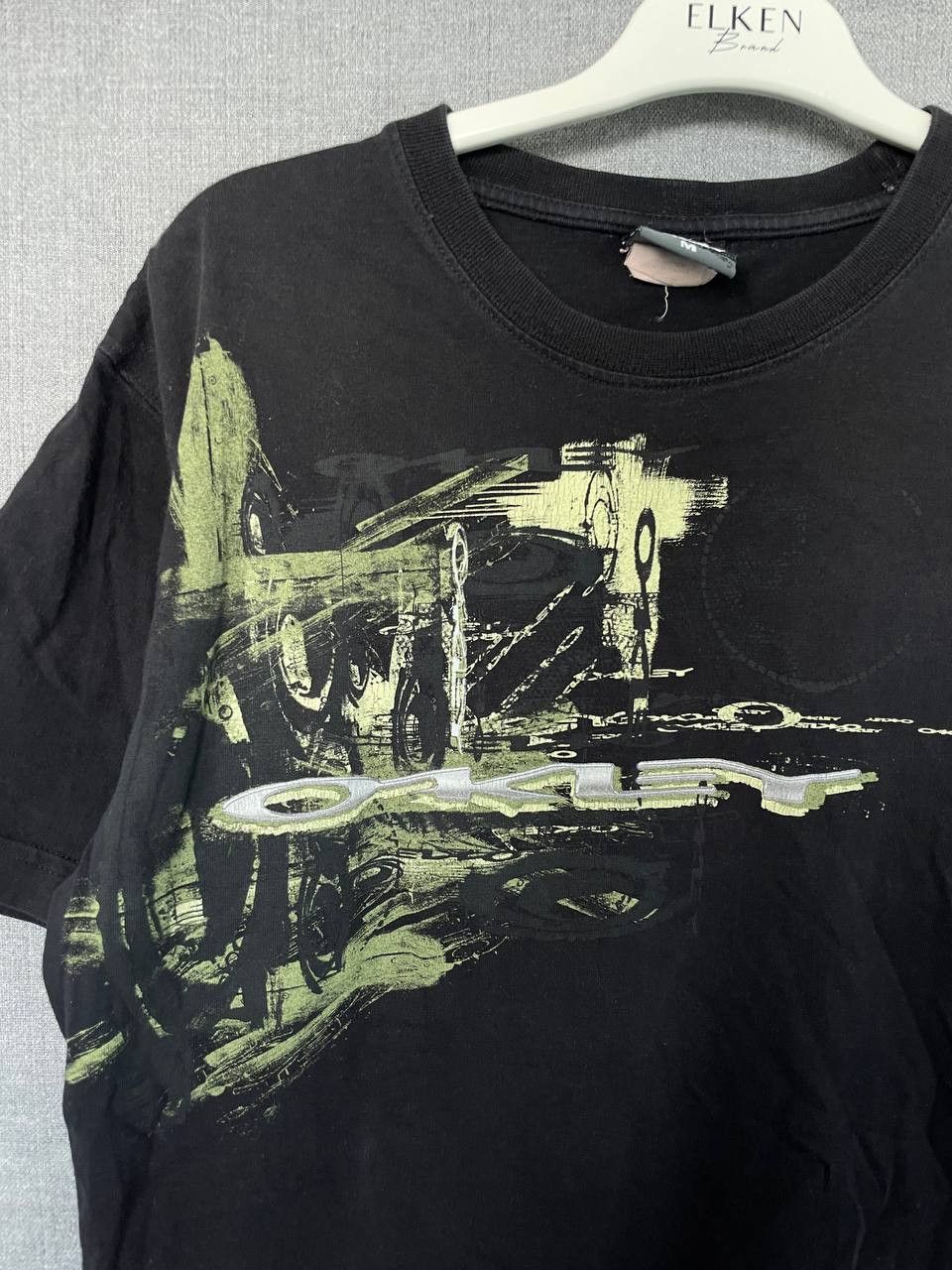Oakley Vintage 90s Y2K Oakley Center Spellout Logo Tee Size US M / EU 48-50 / 2 - 2 Thumbnail