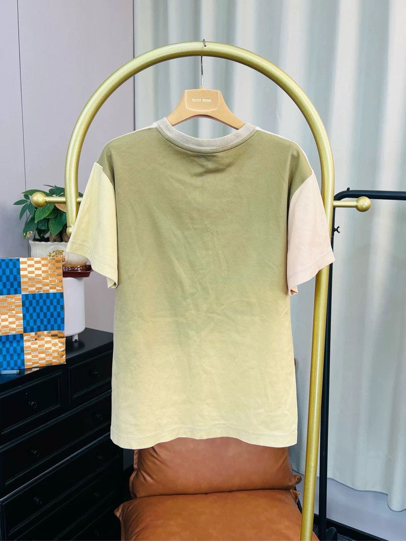 Louis Vuitton Louis Vuitton Orange gradient short sleeve Size XS / US 0-2 / IT 36-38 - 2 Thumbnail