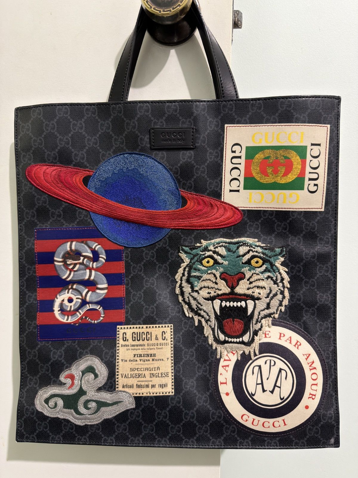 Gucci Gucci GG Supreme Night Courrier Tote 495559 Size ONE SIZE - 1 Thumbnail