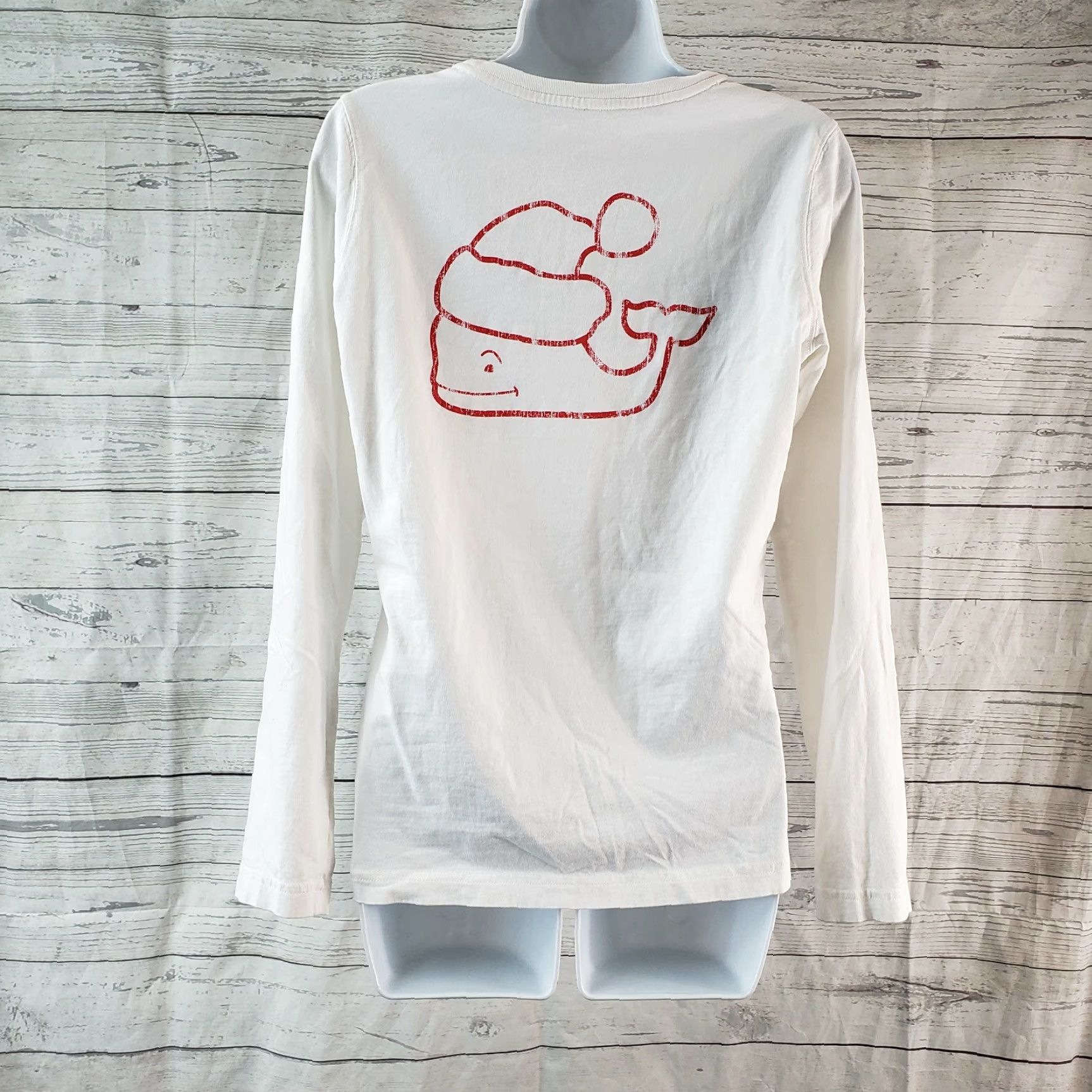 Vineyard Vines Vineyard Vines Womens Long Sleeve Tee White S Size Small White Red Whale Santa Hat Shirt Womens (if needed) Size S / US 4 / IT 40 - 4 Thumbnail