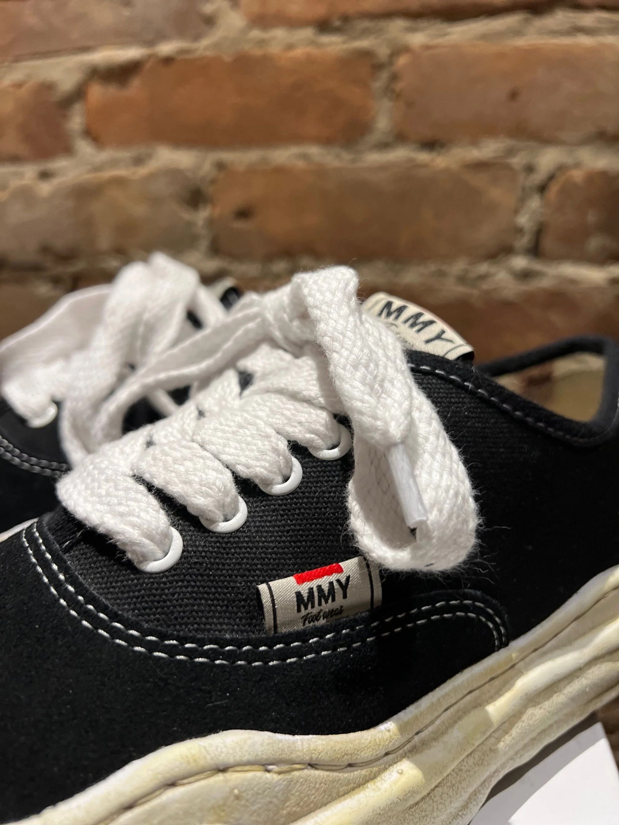 Maison MIHARA YASUHIRO Maison Mihara Yasuhiro BAKER Low “Original Sole” Sneaker Size US 8 / EU 41 - 5 Thumbnail