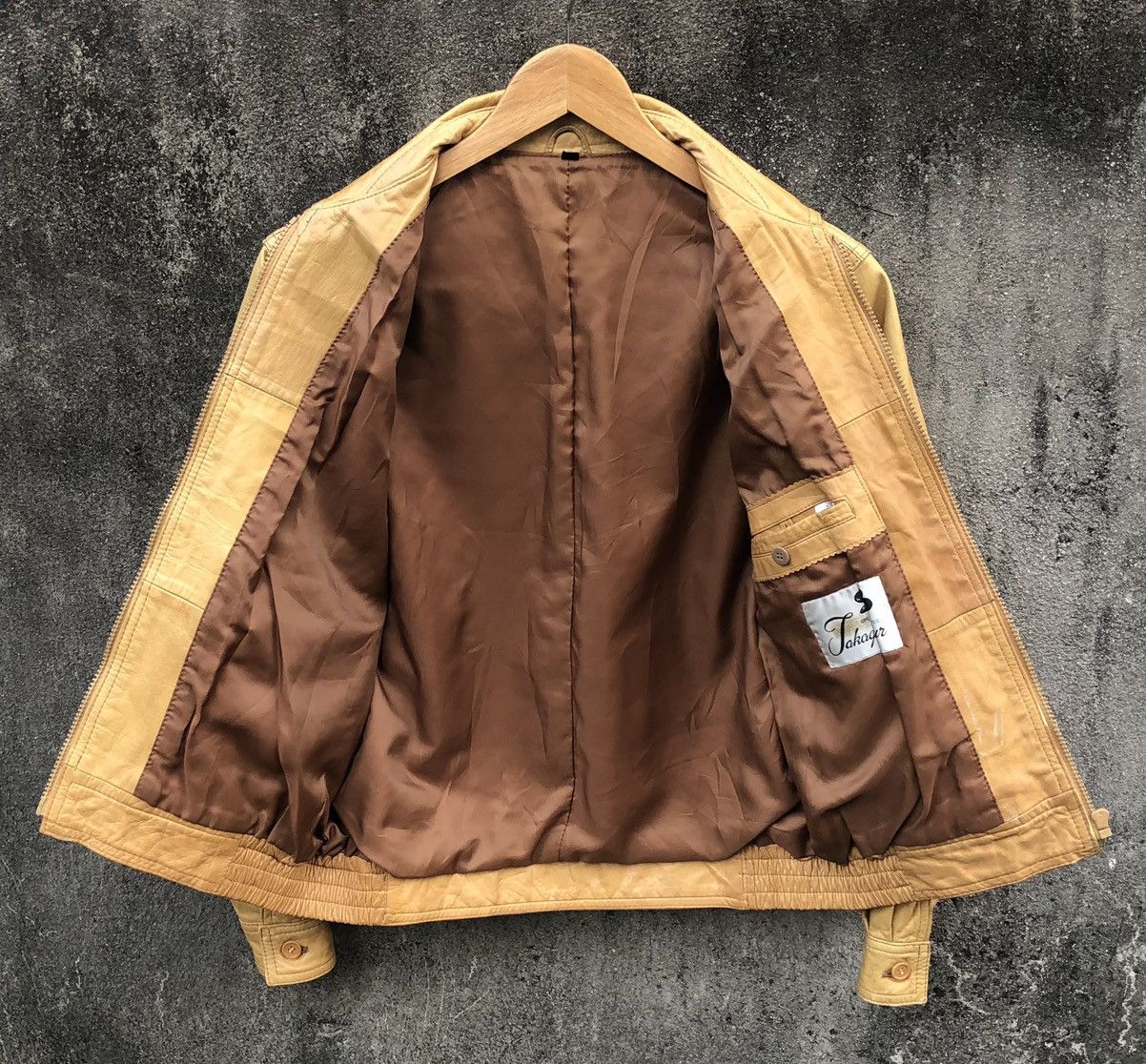 Vintage Vintage Japanese Brand Takagi Fur Cow Leather Bomber Jacket Size US M / EU 48-50 / 2 - 11 Thumbnail