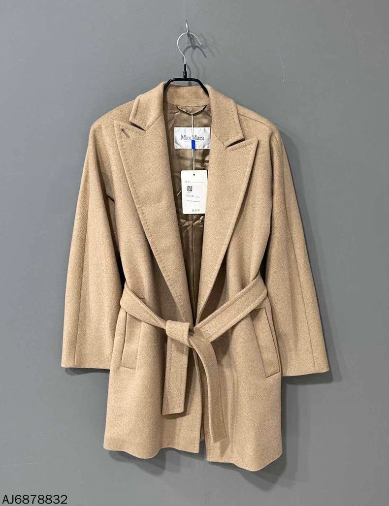 Max Mara Max Mara Camel pure cashmere coat Size M / US 6-8 / IT 42-44 - 1 Thumbnail