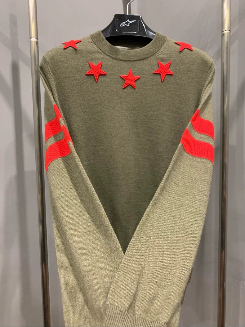 Givenchy Givenchy Five-star knit sweater Size US L / EU 52-54 / 3 - 3 Thumbnail