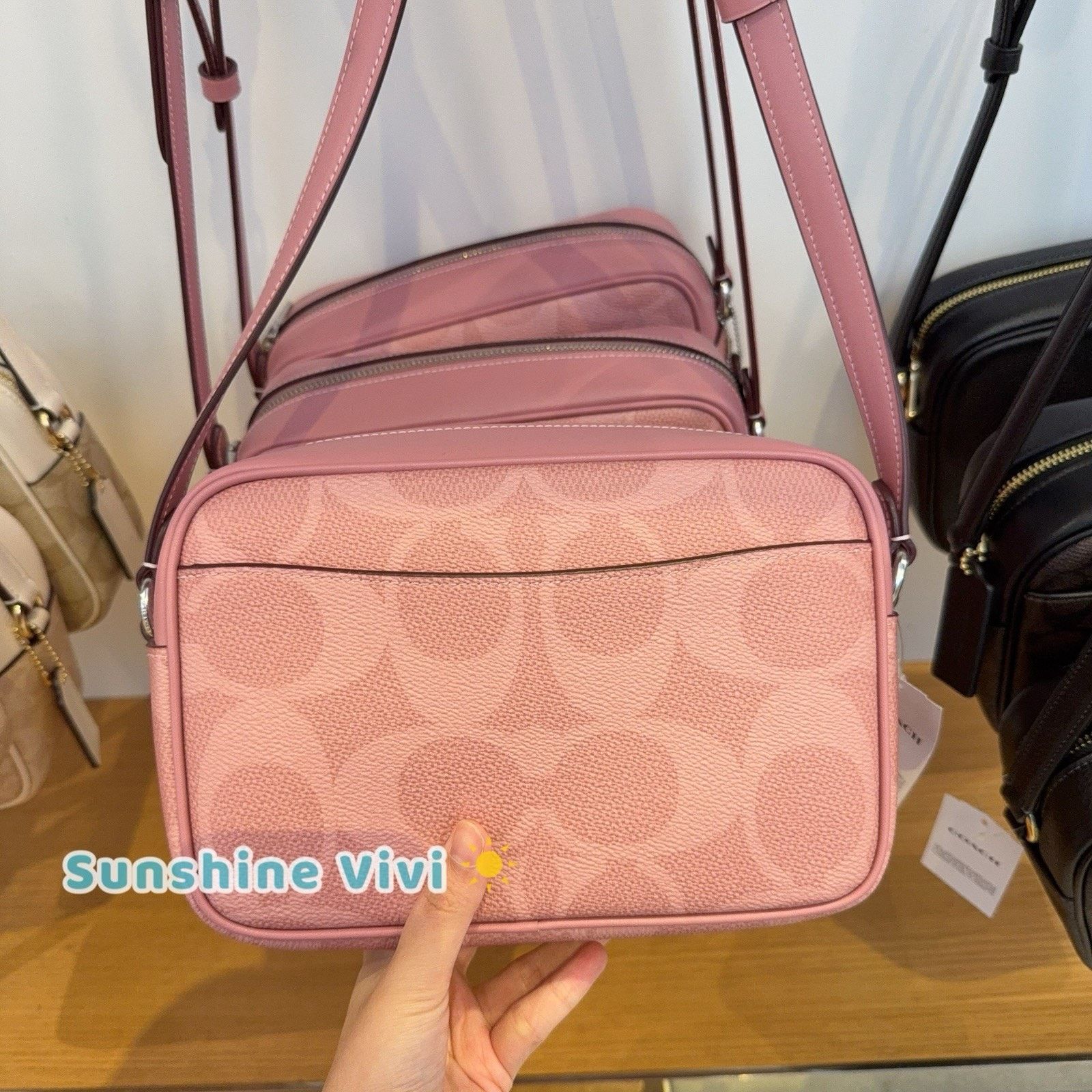 Coach NWT Coach Jamie Camera Bag In Maxi Canvas CCK73 Dusty Pink Size ONE SIZE - 4 Thumbnail