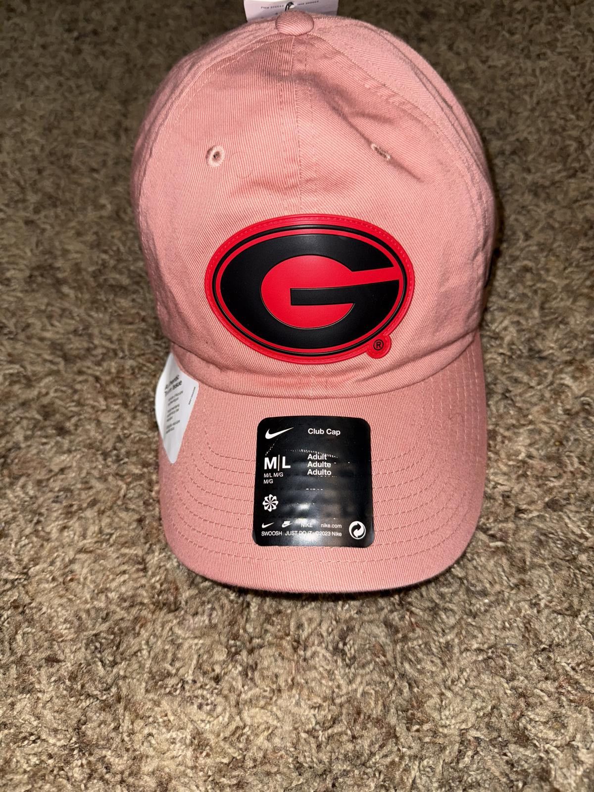 Nike Nike Men’s Georgia Bulldogs 2024 Sideline Flex Hat Sample Size ONE SIZE - 1 Thumbnail