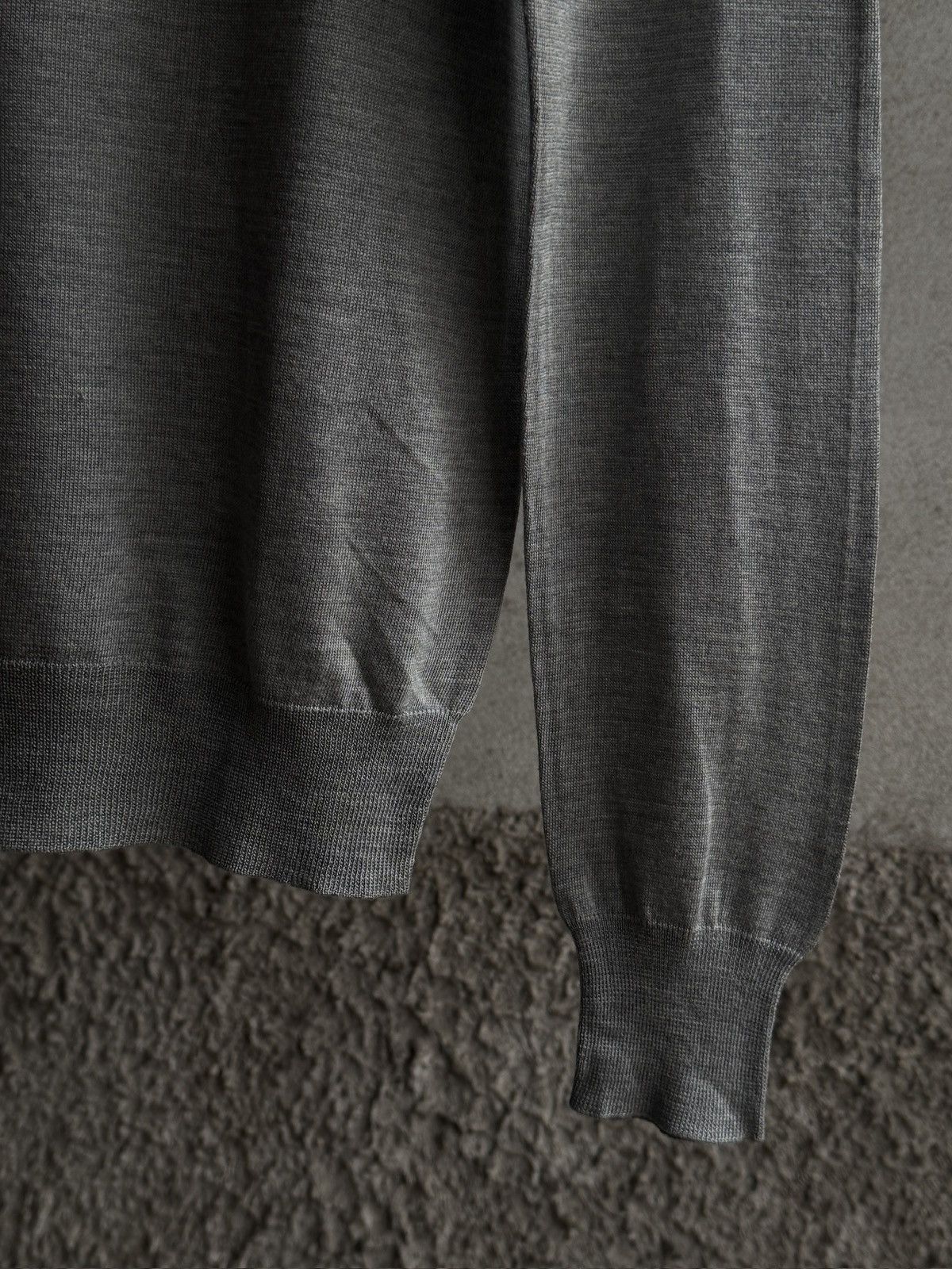 Dries Van Noten Dries Van Noten All Silk Gradient Ombré V Neck Knit Size US M / EU 48-50 / 2 - 5 Thumbnail