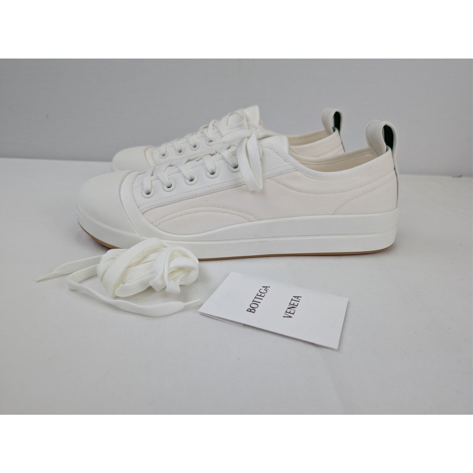 Bottega Veneta o1rshd1 Canvas Vulcan Low top Sneaker in Optic White Size US 12 / EU 45 - 11 Thumbnail