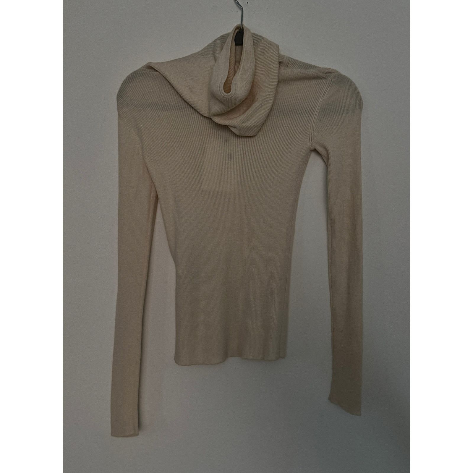 Salvatore Ferragamo Salvatore Ferragamo NWT Beige Knit Cowl Neck Top Size XS / US 0-2 / IT 36-38 - 2 Thumbnail