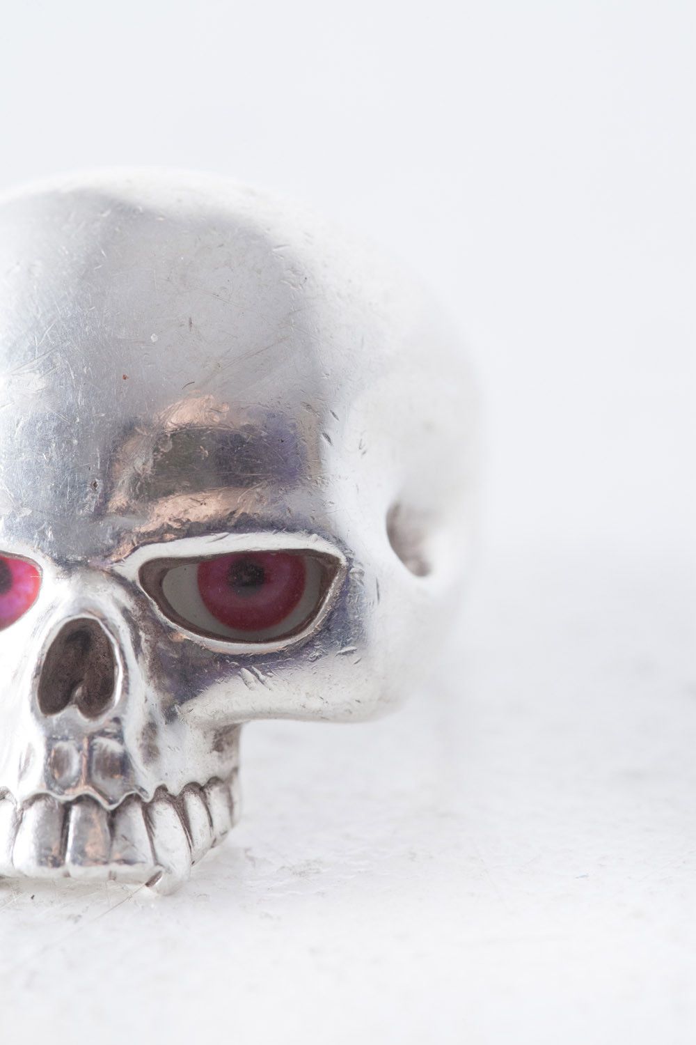 Vintage Vintage 950 silver skull ring with eyes US 9 Size ONE SIZE - 5 Thumbnail