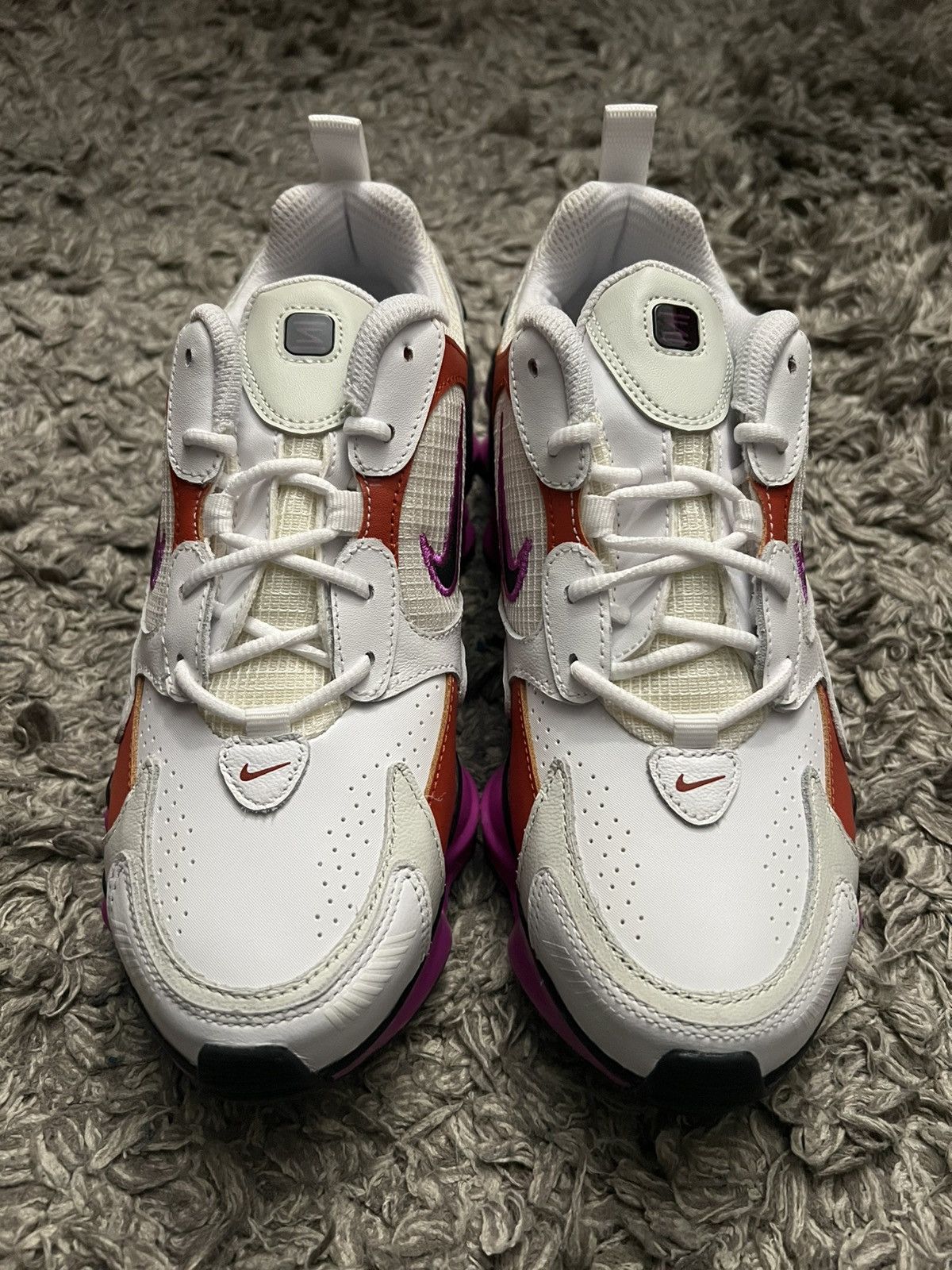 Nike Women Nike Shox TL Nova - white/black-hyper violet Size US 5.5 / EU 38 - 2 Thumbnail