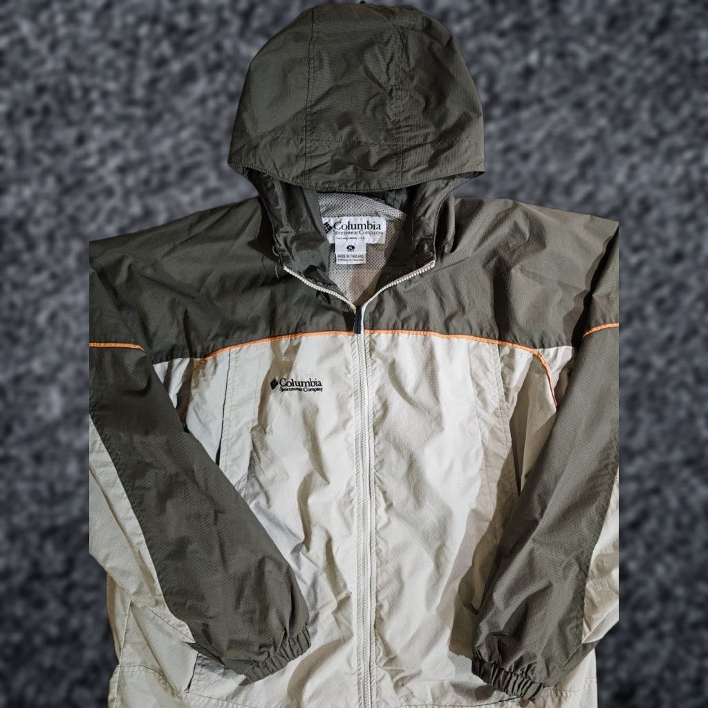 Vintage Columbia Sportswear Omni Shield Waterproof Tan/Orange Lightweight Jacket Mens XL Size US XL / EU 56 / 4 - 1 Thumbnail
